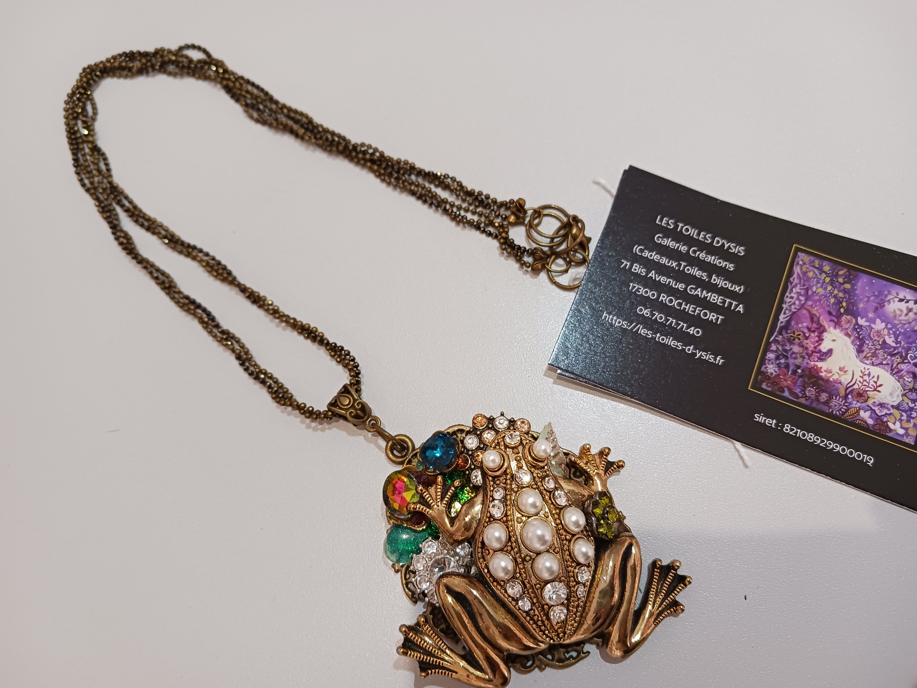 Collier jolie grenouille