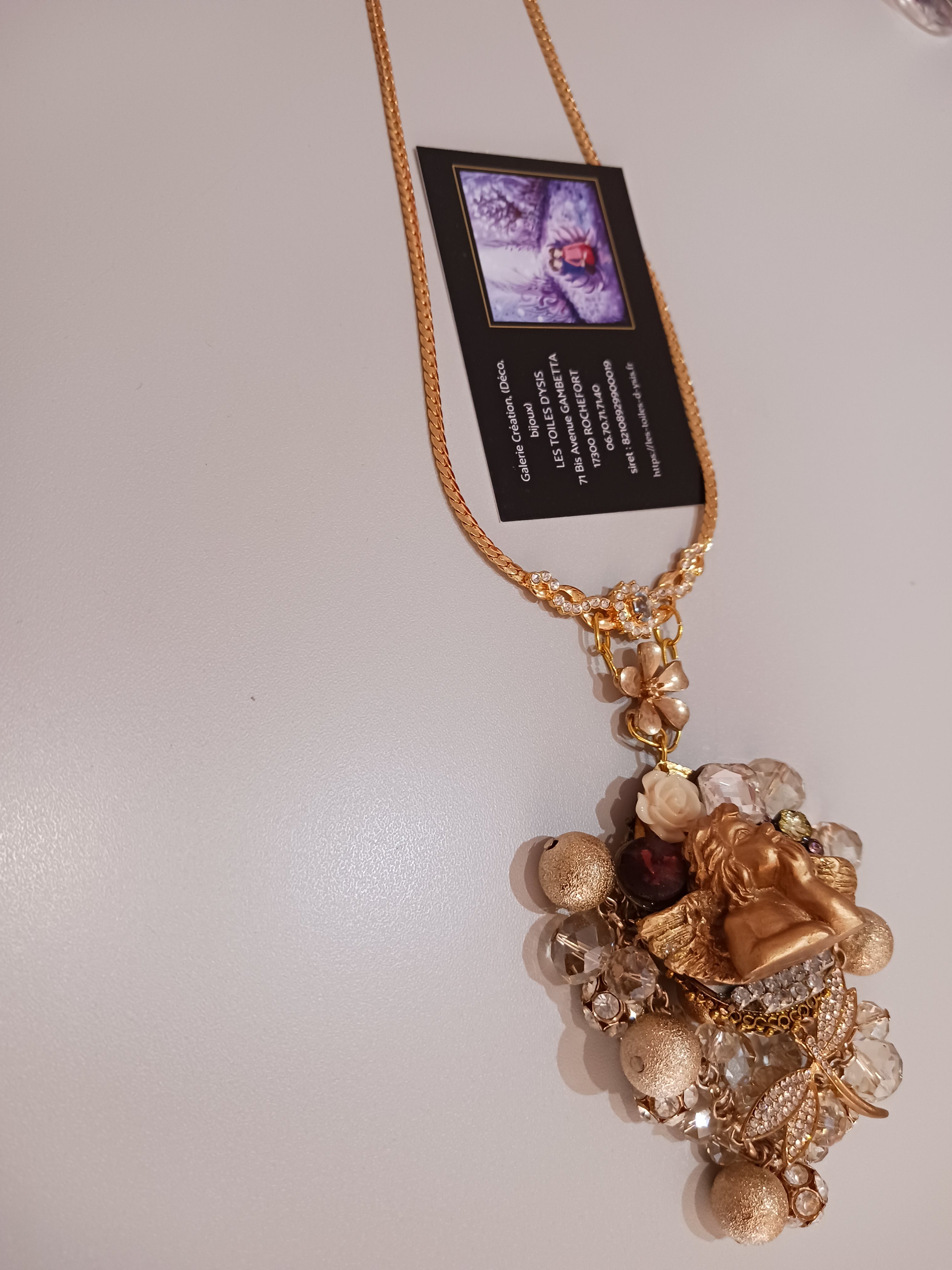 Collier baroque nuage d'ange