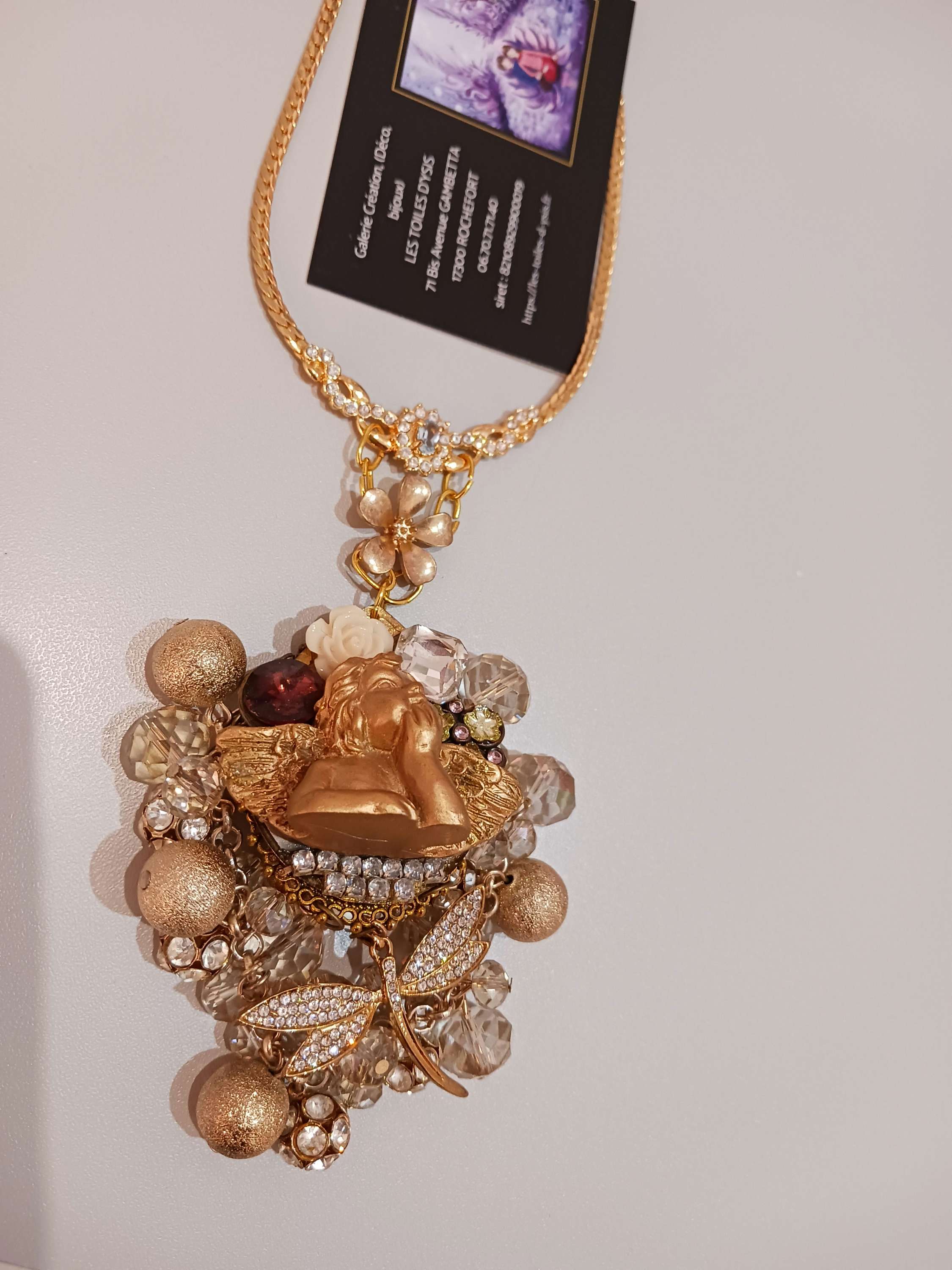 Collier baroque nuage d'ange