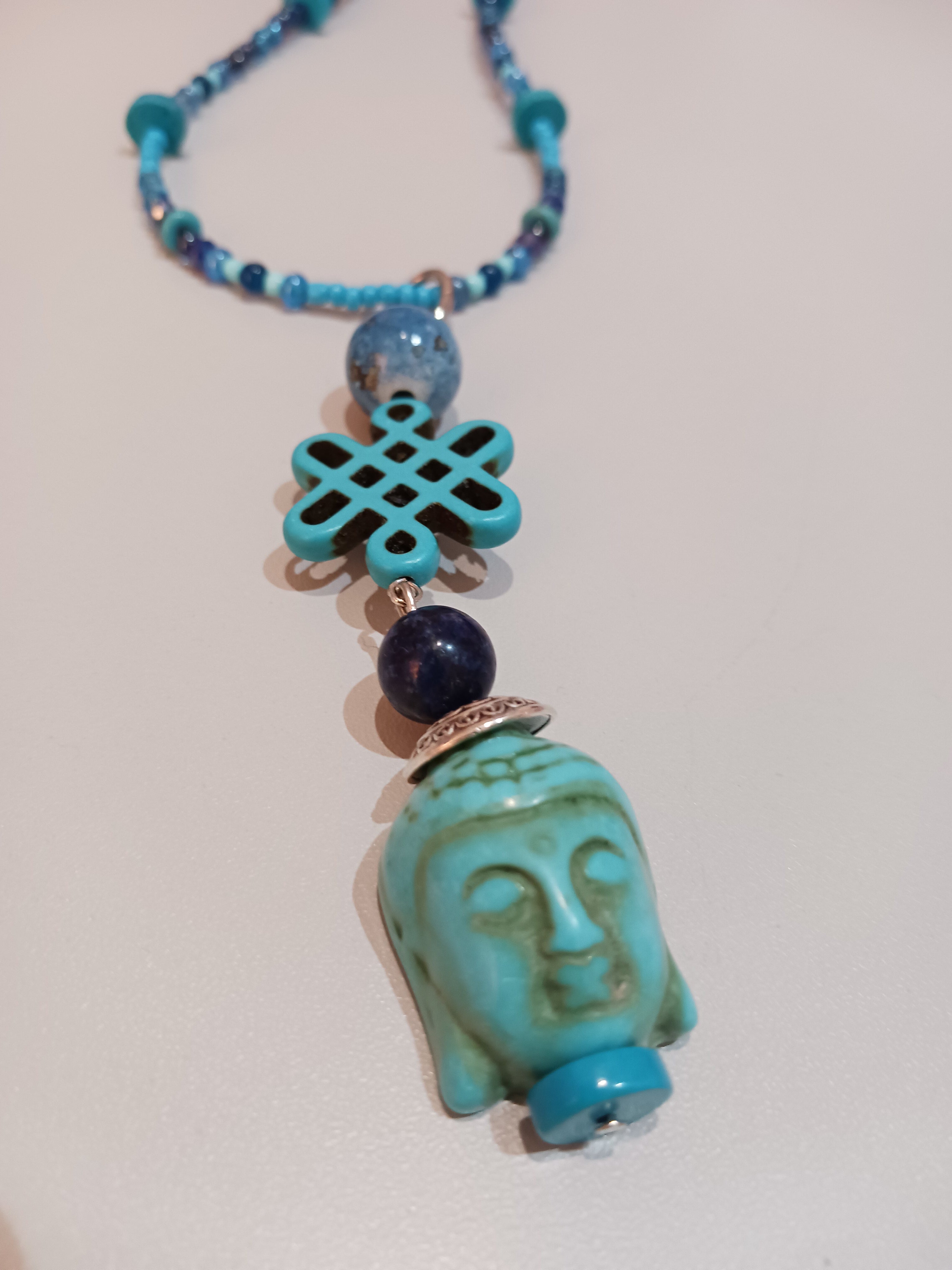 Collier " bleue zen "