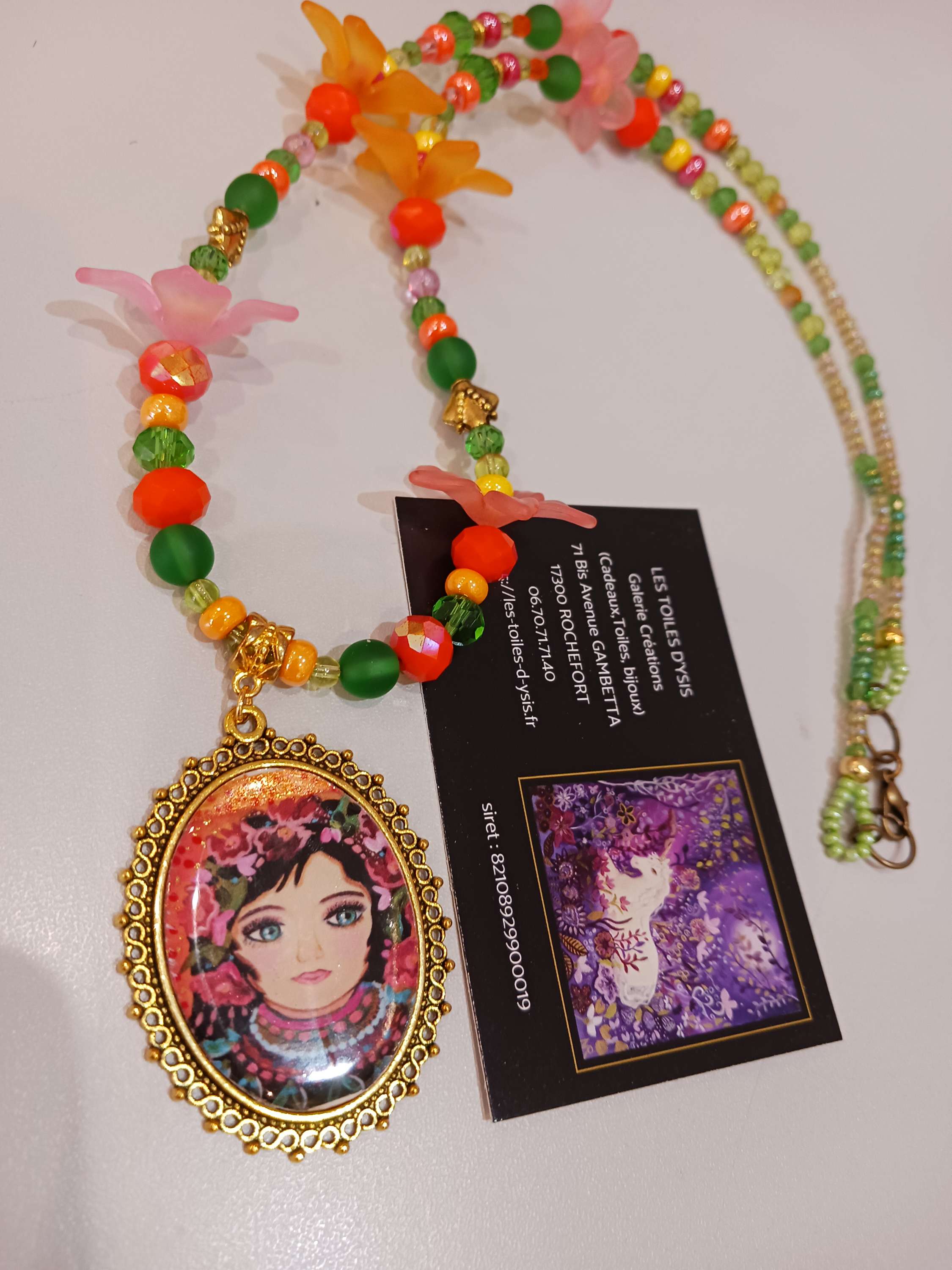 Collier Grichka dans les fleurs 🌸 🌸