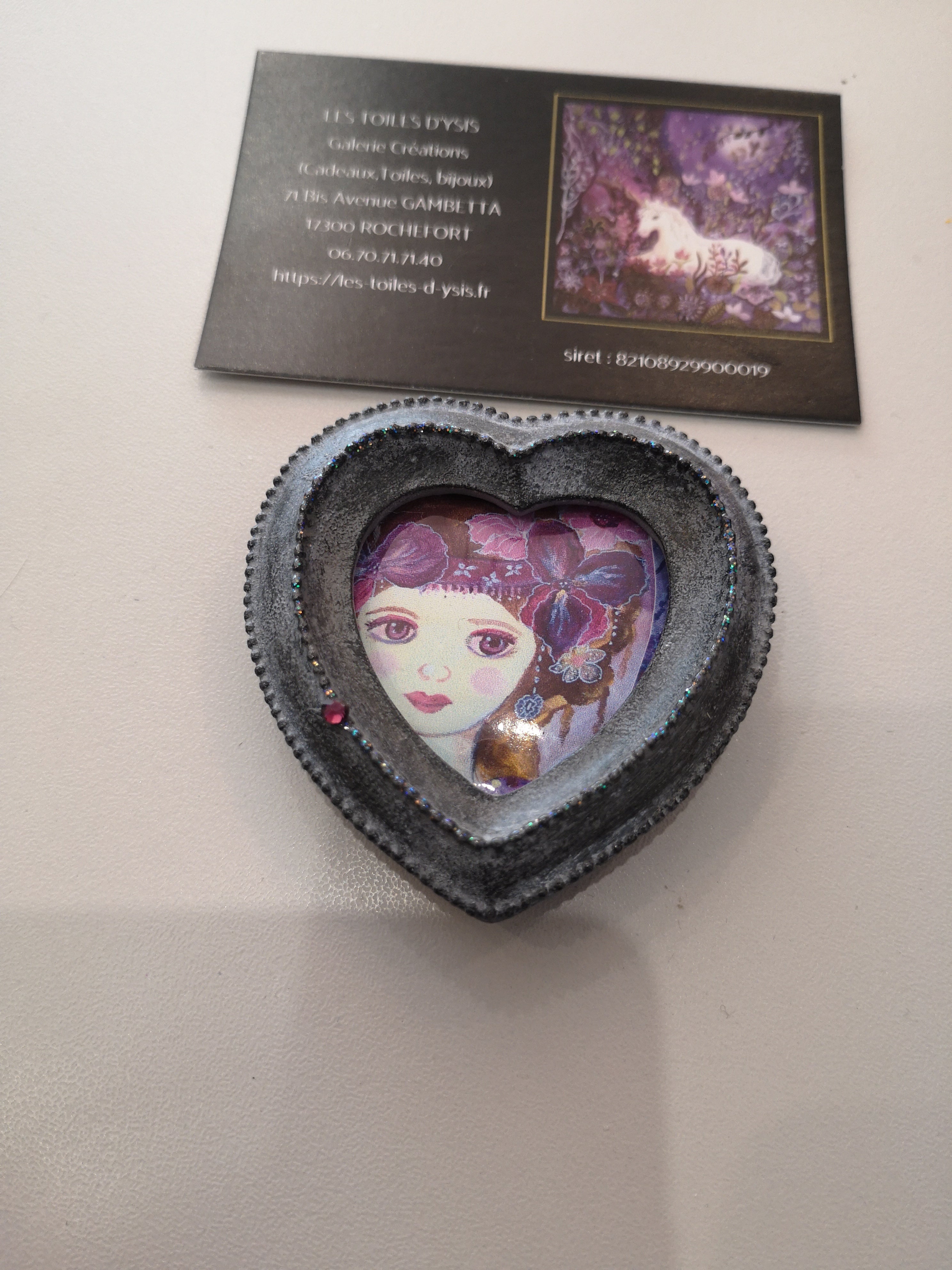 coeur petite fille aux Iris
