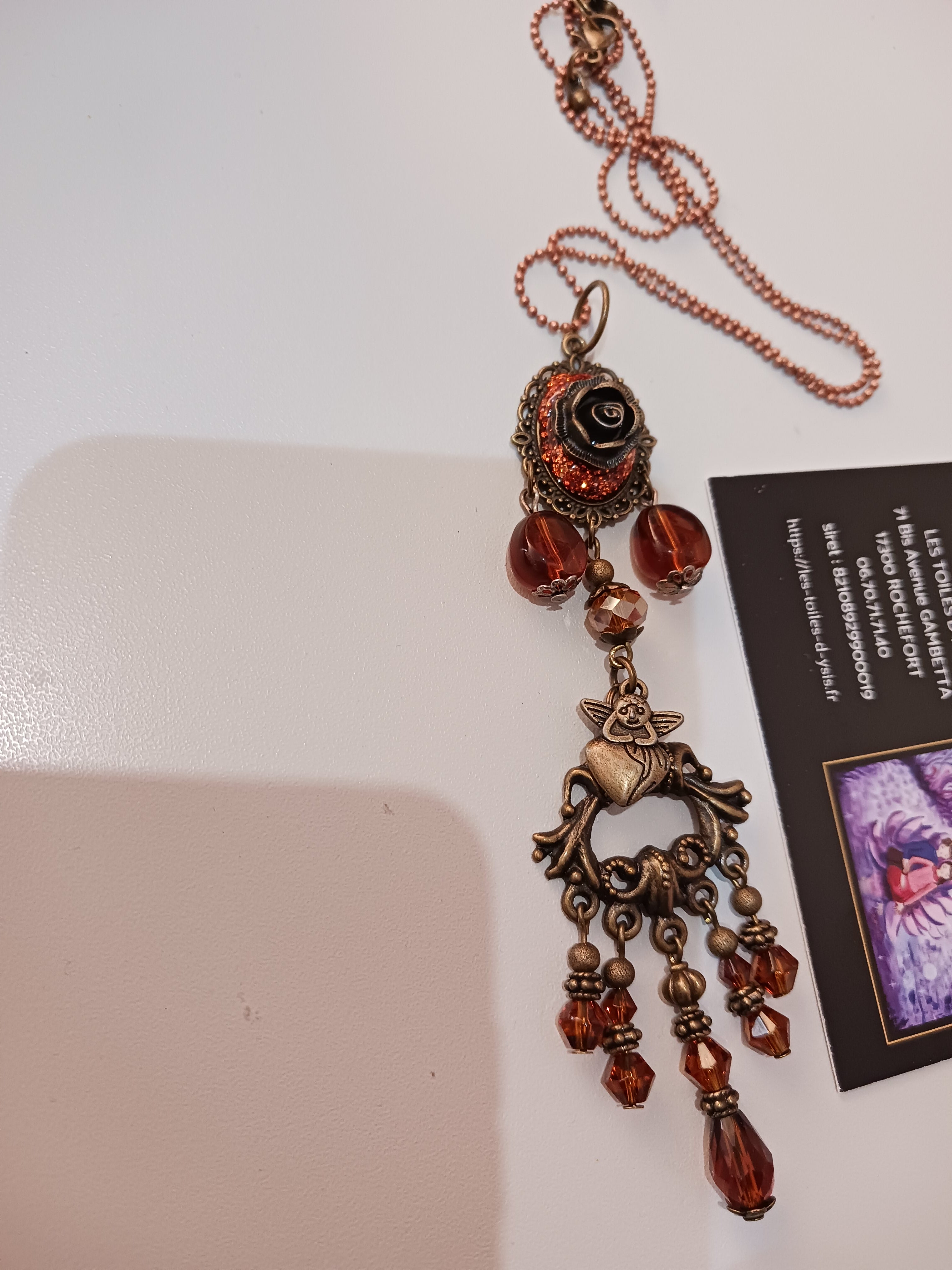 Collier "Rose de bronze"