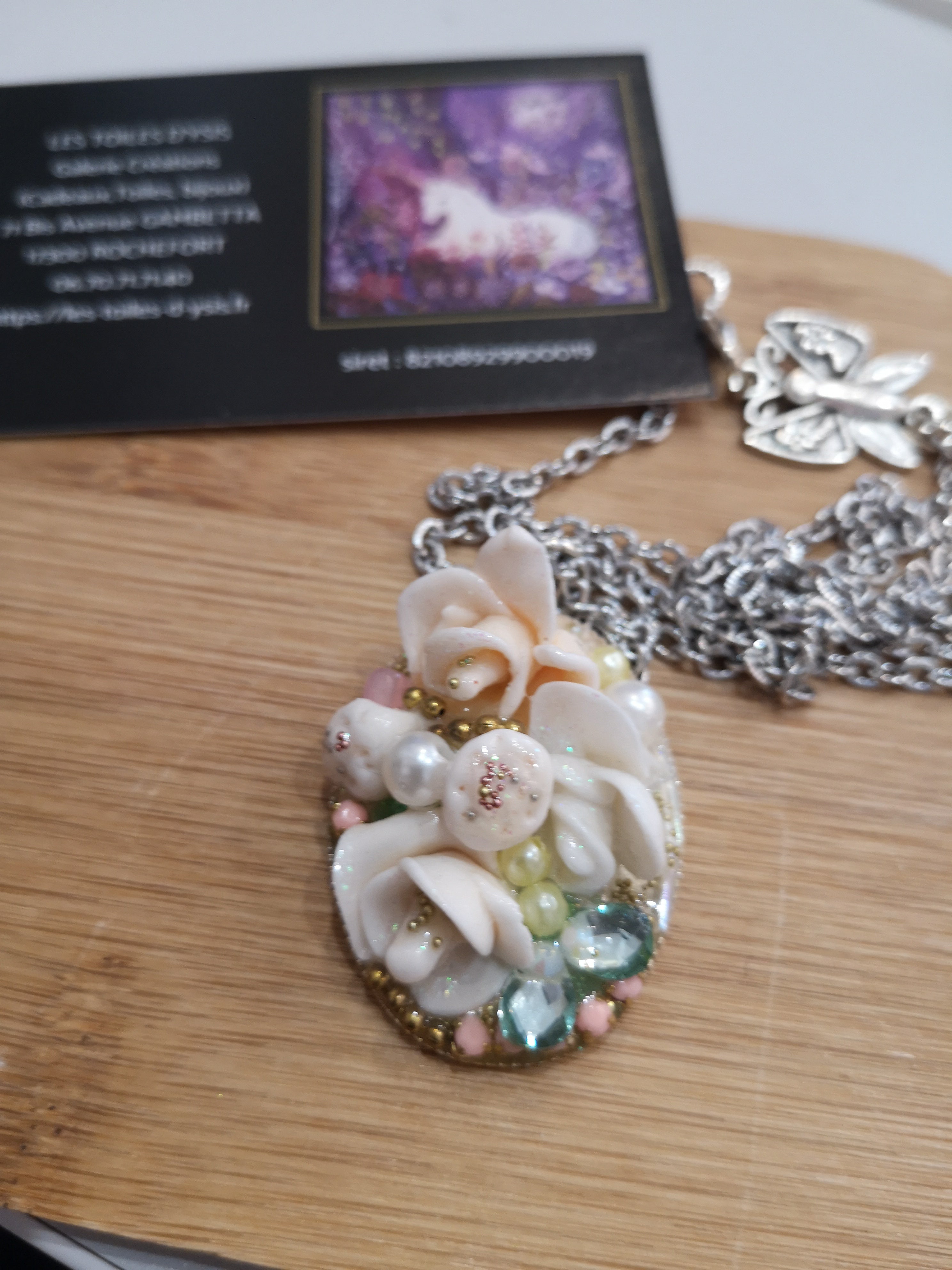 Collier délicatesse