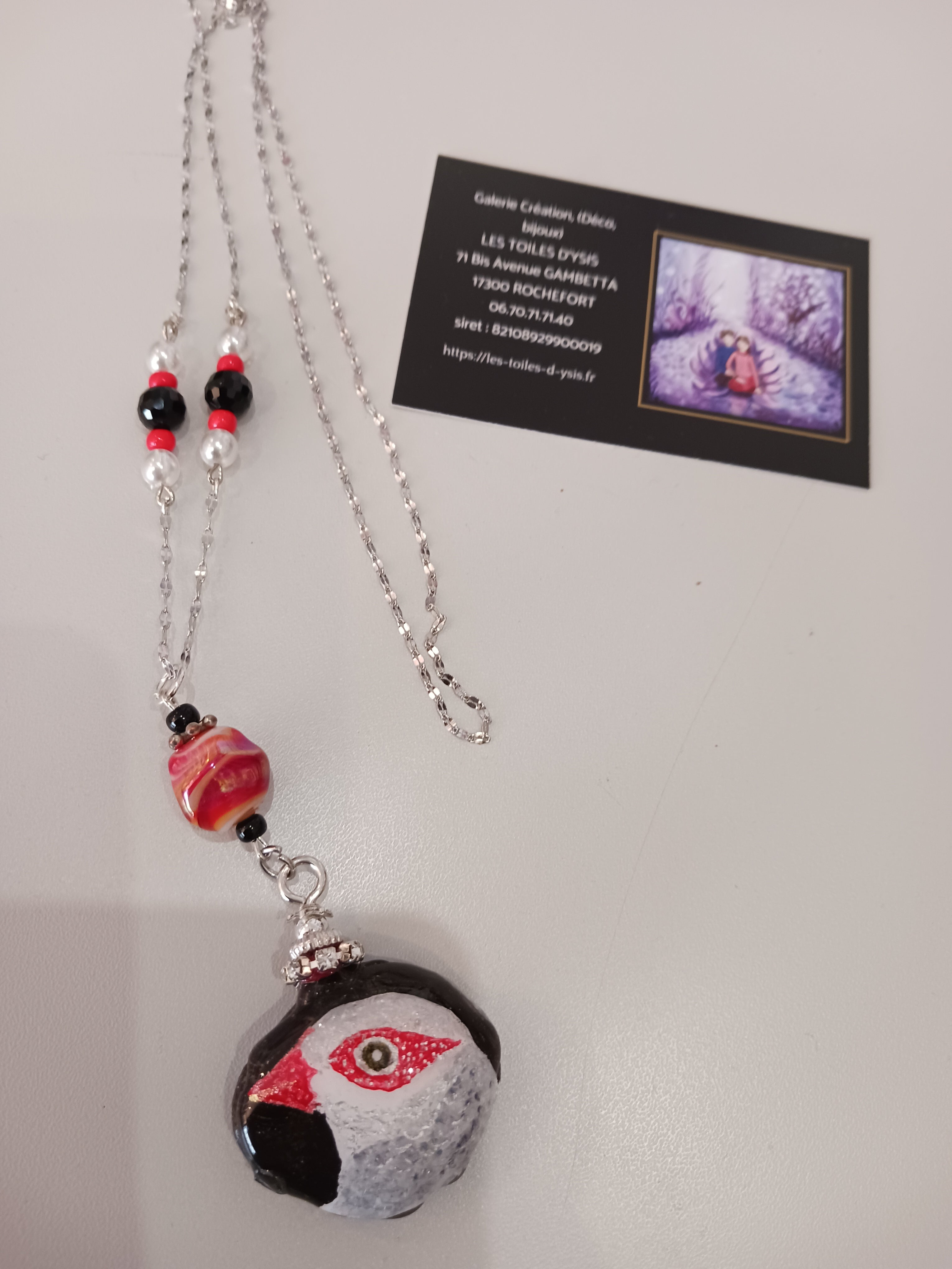 Collier Bec de Corail sur galet