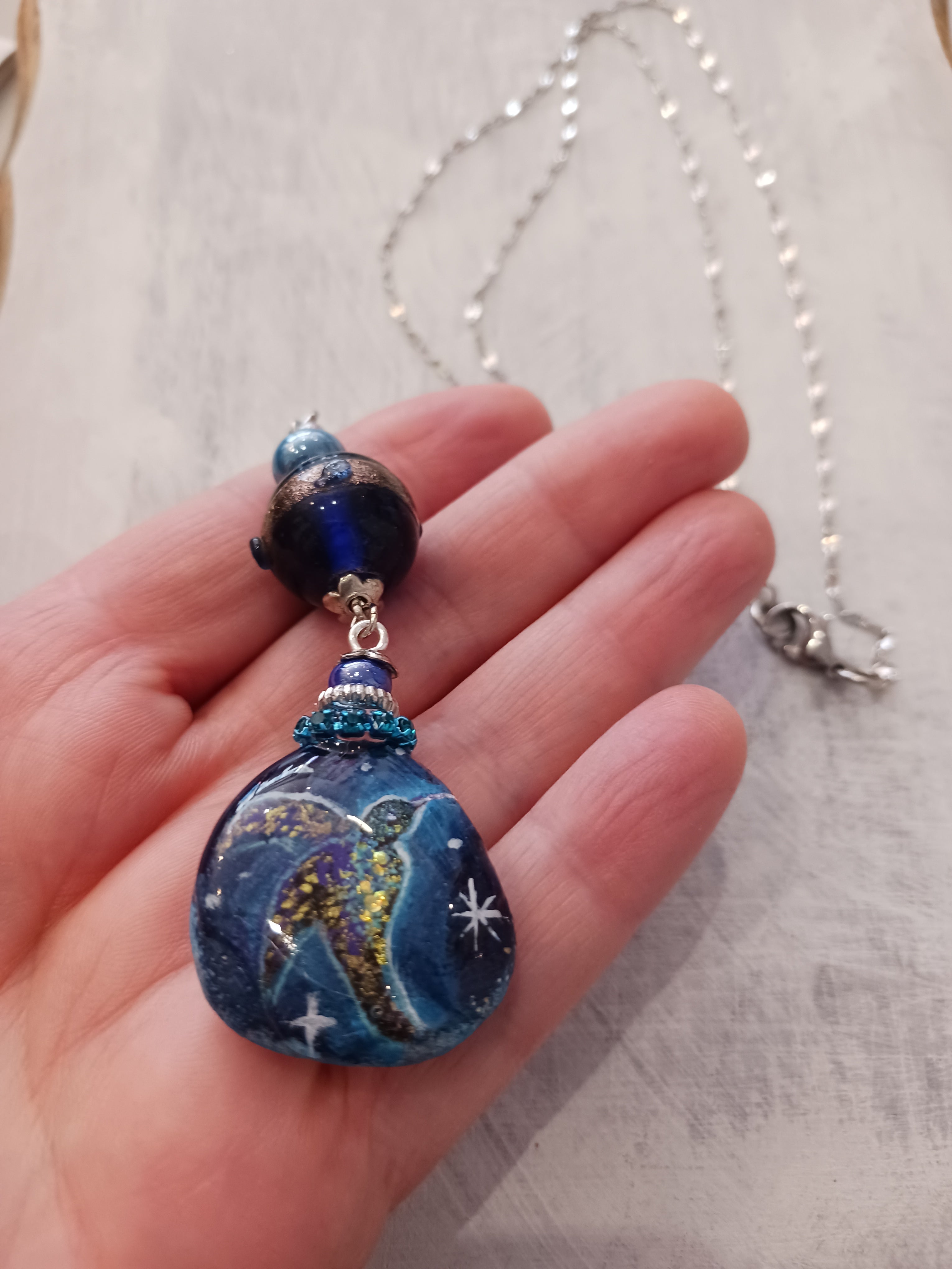 collier bijou pailleté