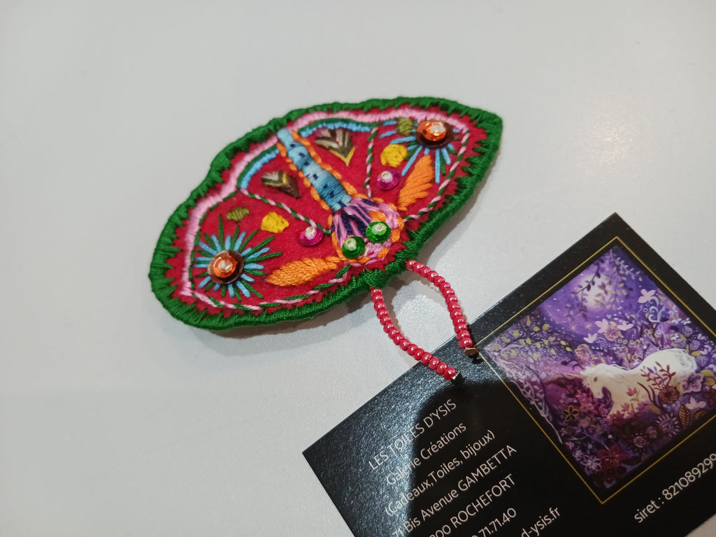 Broche papillon rouge et vert