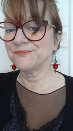 Boucles fleurs rouges
