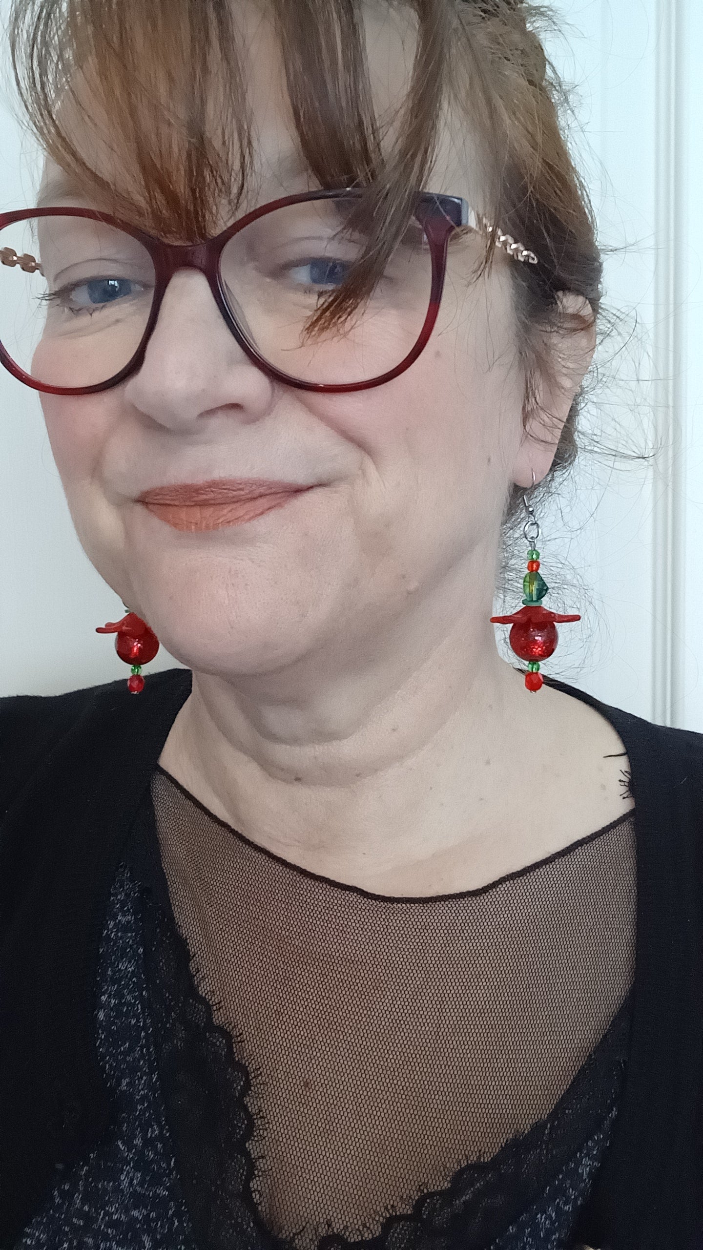 Boucles fleurs rouges