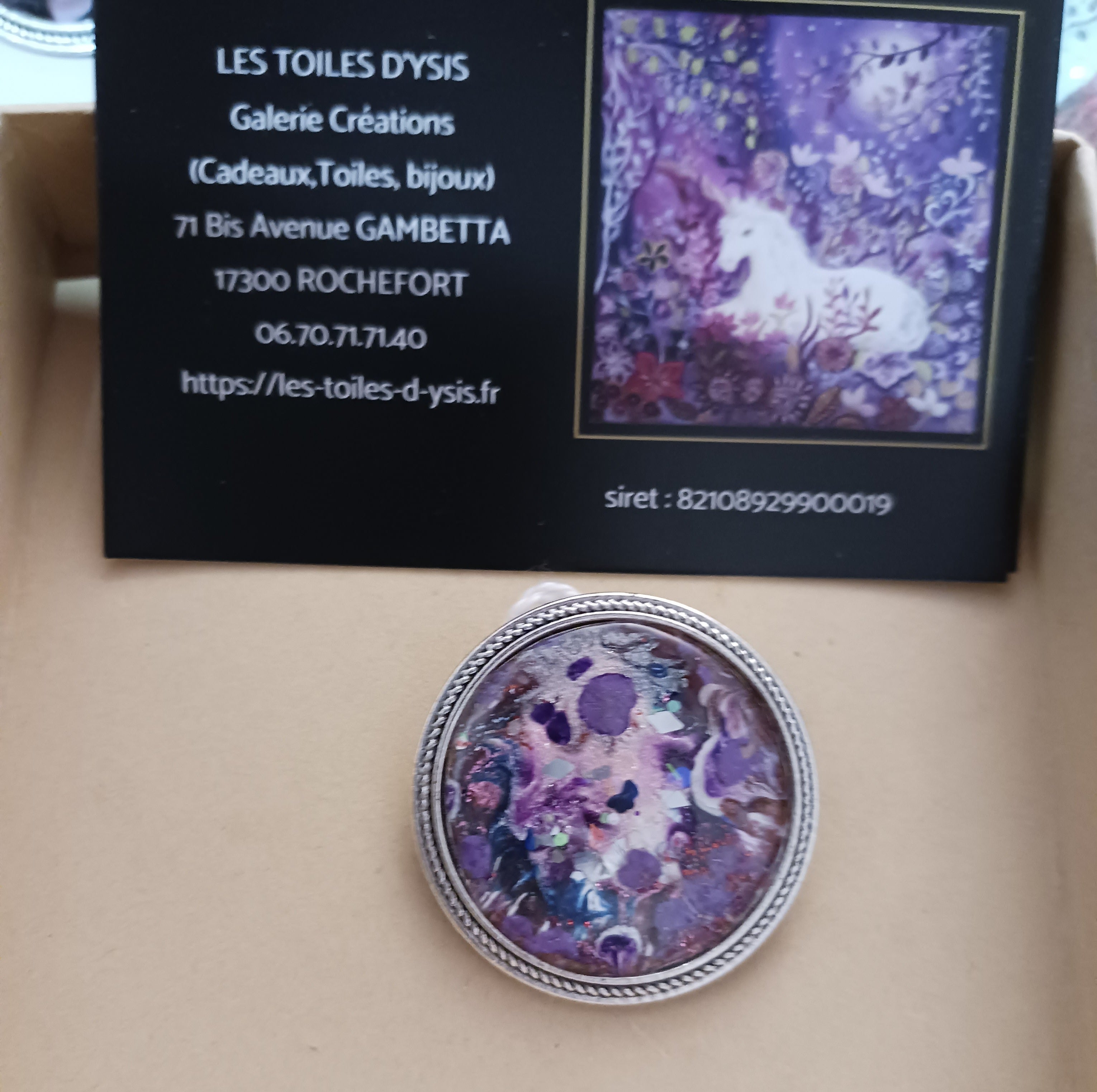 Broche abstraite mauve rose blanc