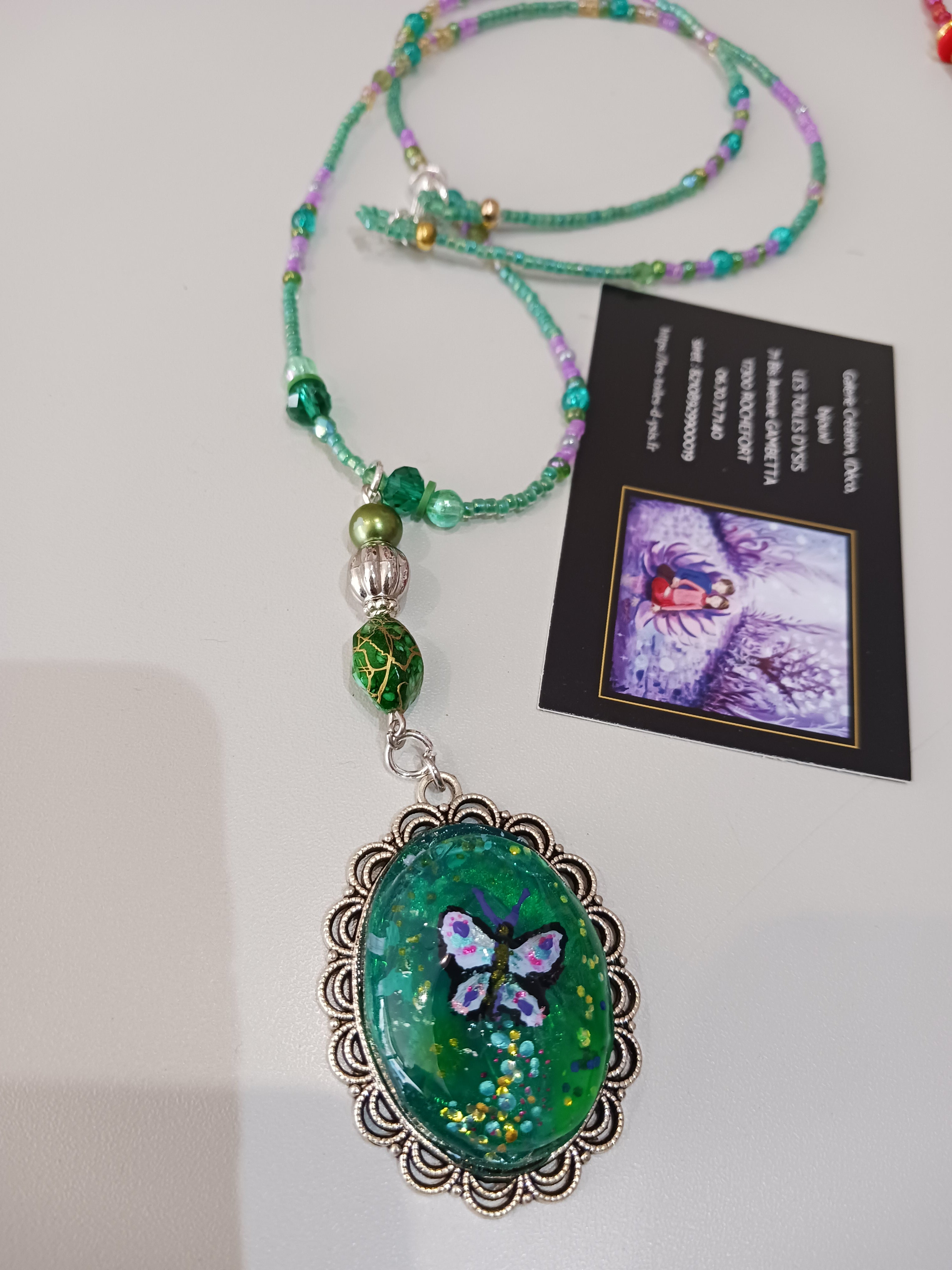 Collier féérie papillonante