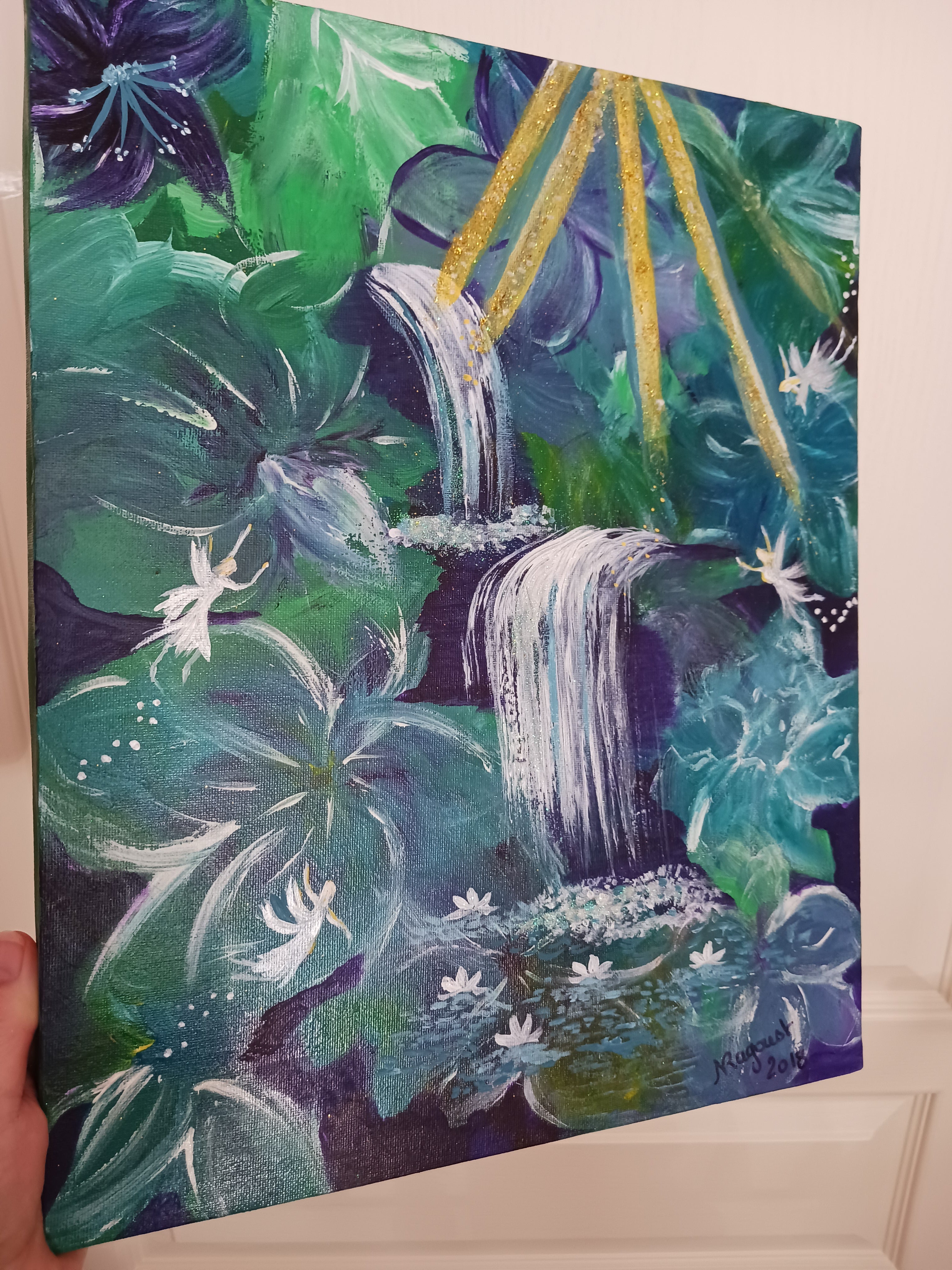 Une cascade dans les fleurs