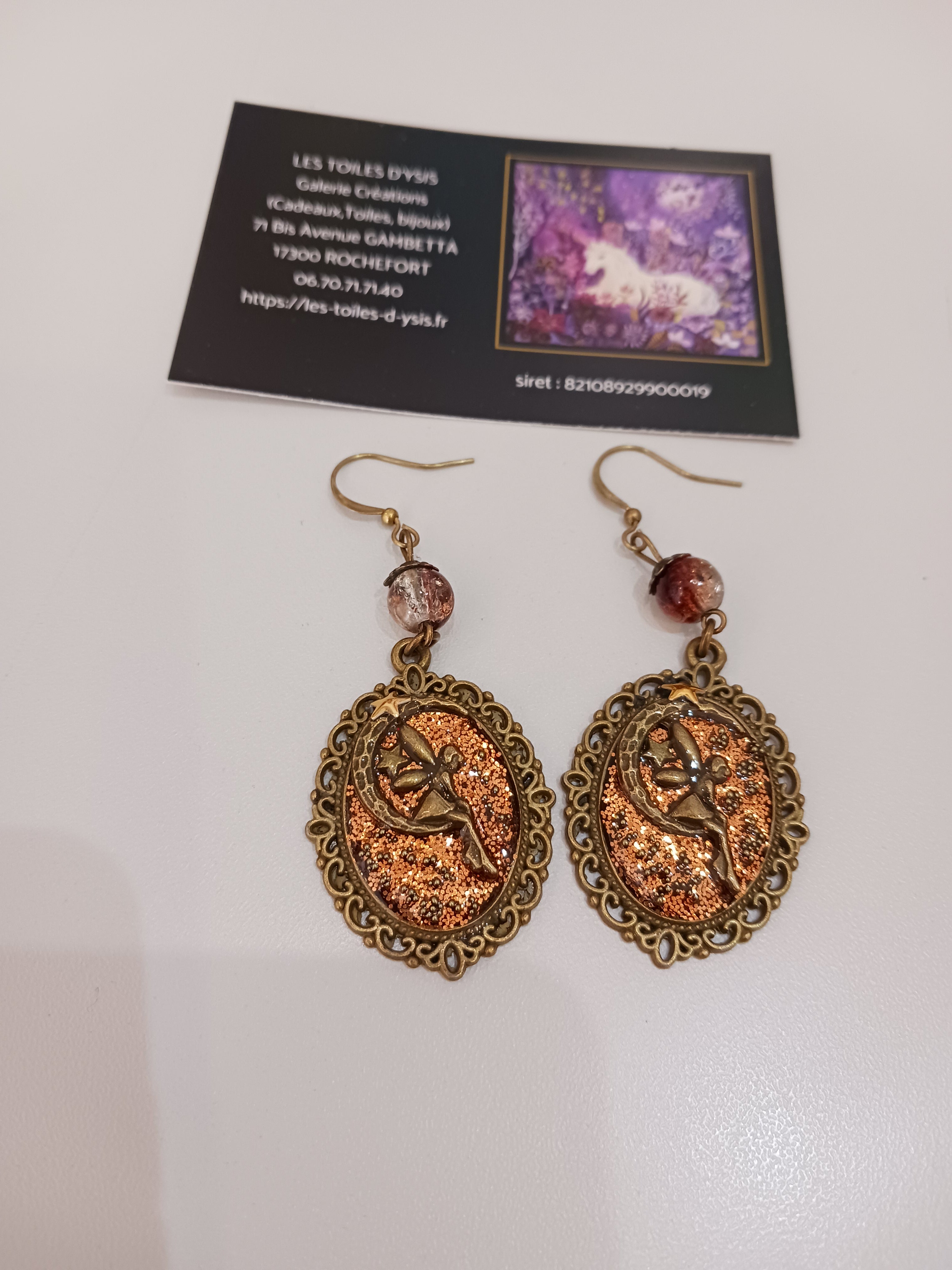 Boucles fées sur la lune