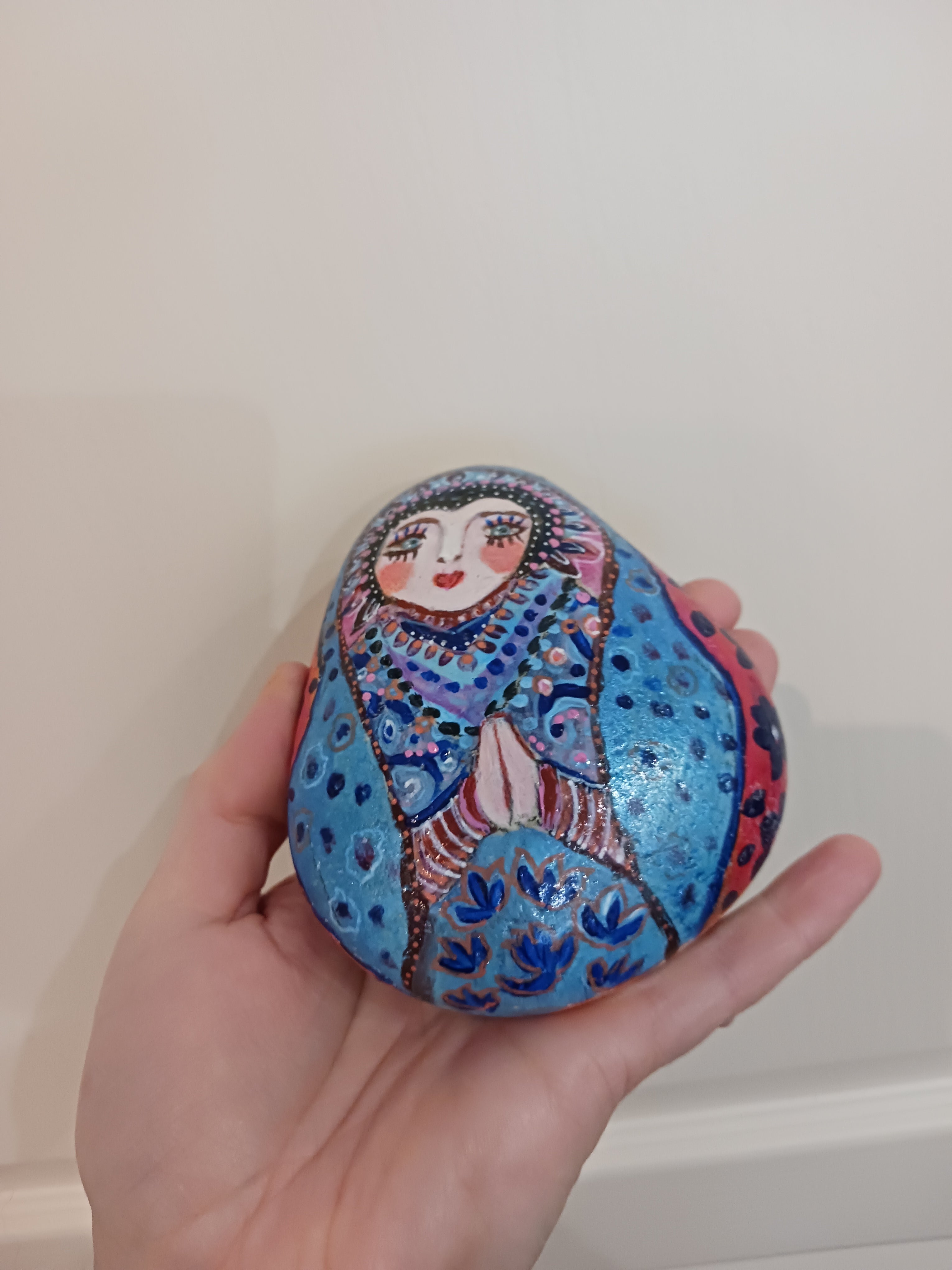 Matriochka en prière