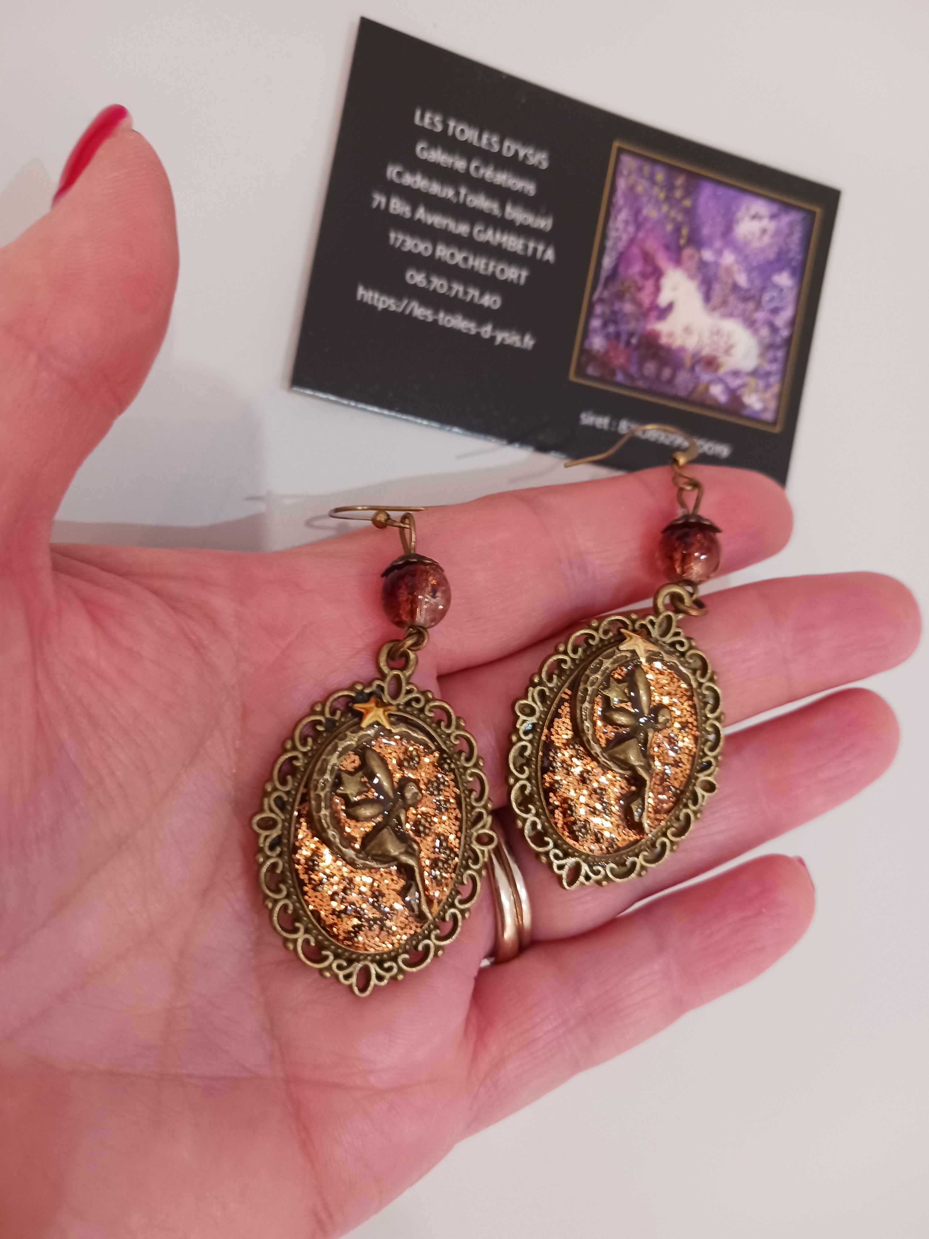 Boucles fées sur la lune