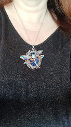 Collier féérique Libellule dans la nuit réservé