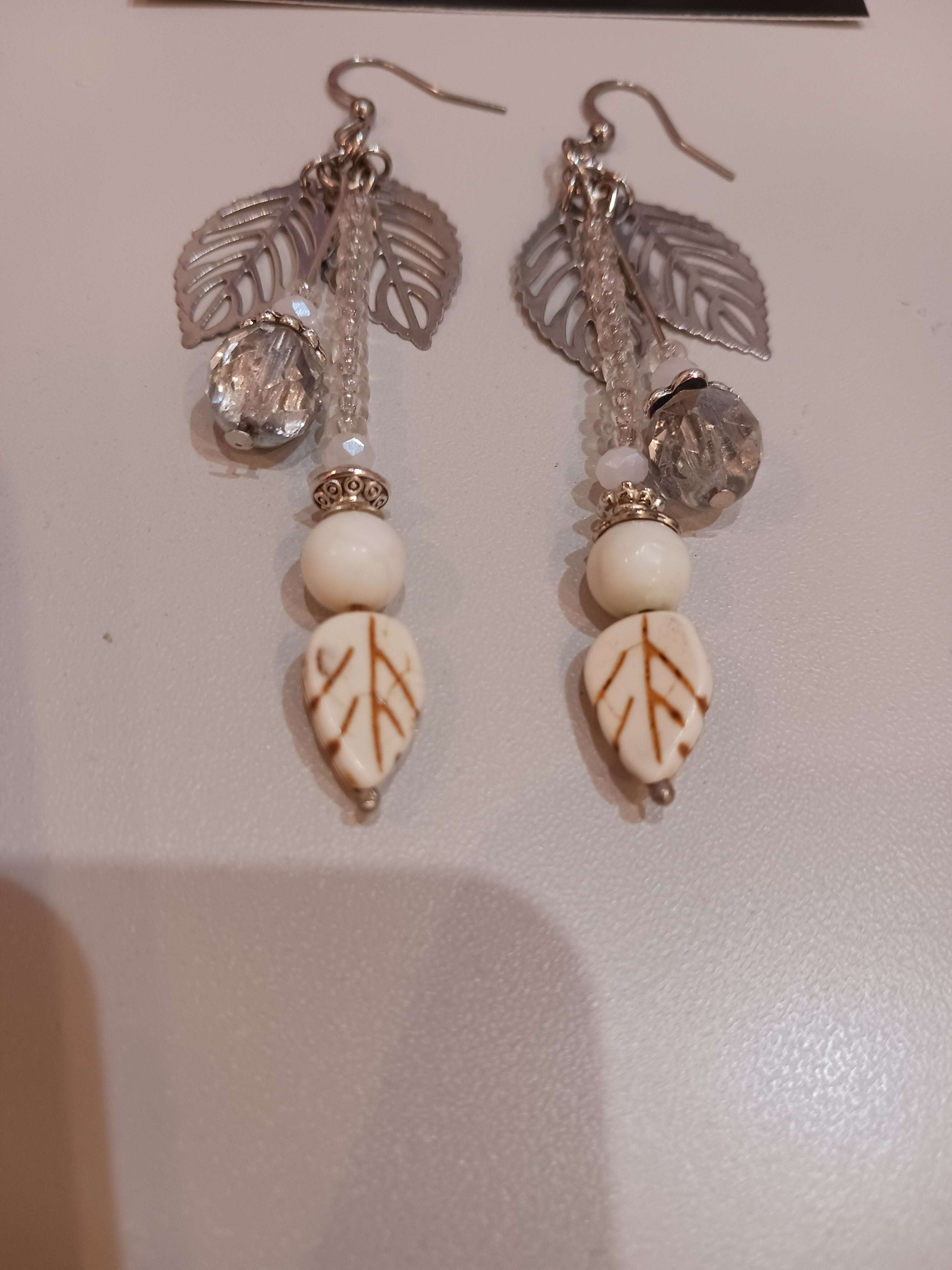 Boucles feuilles et cristal