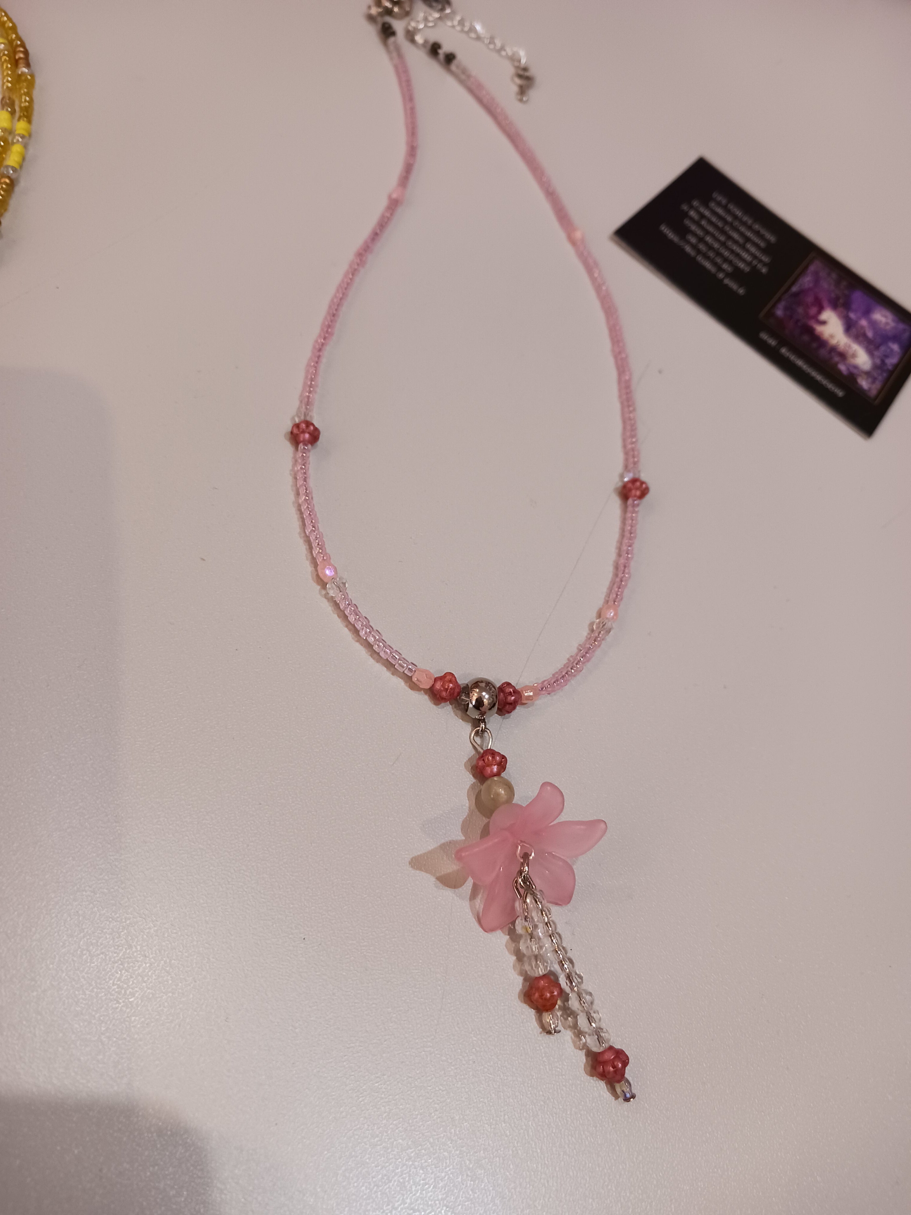 Petit collier fleur 🌸 🌸