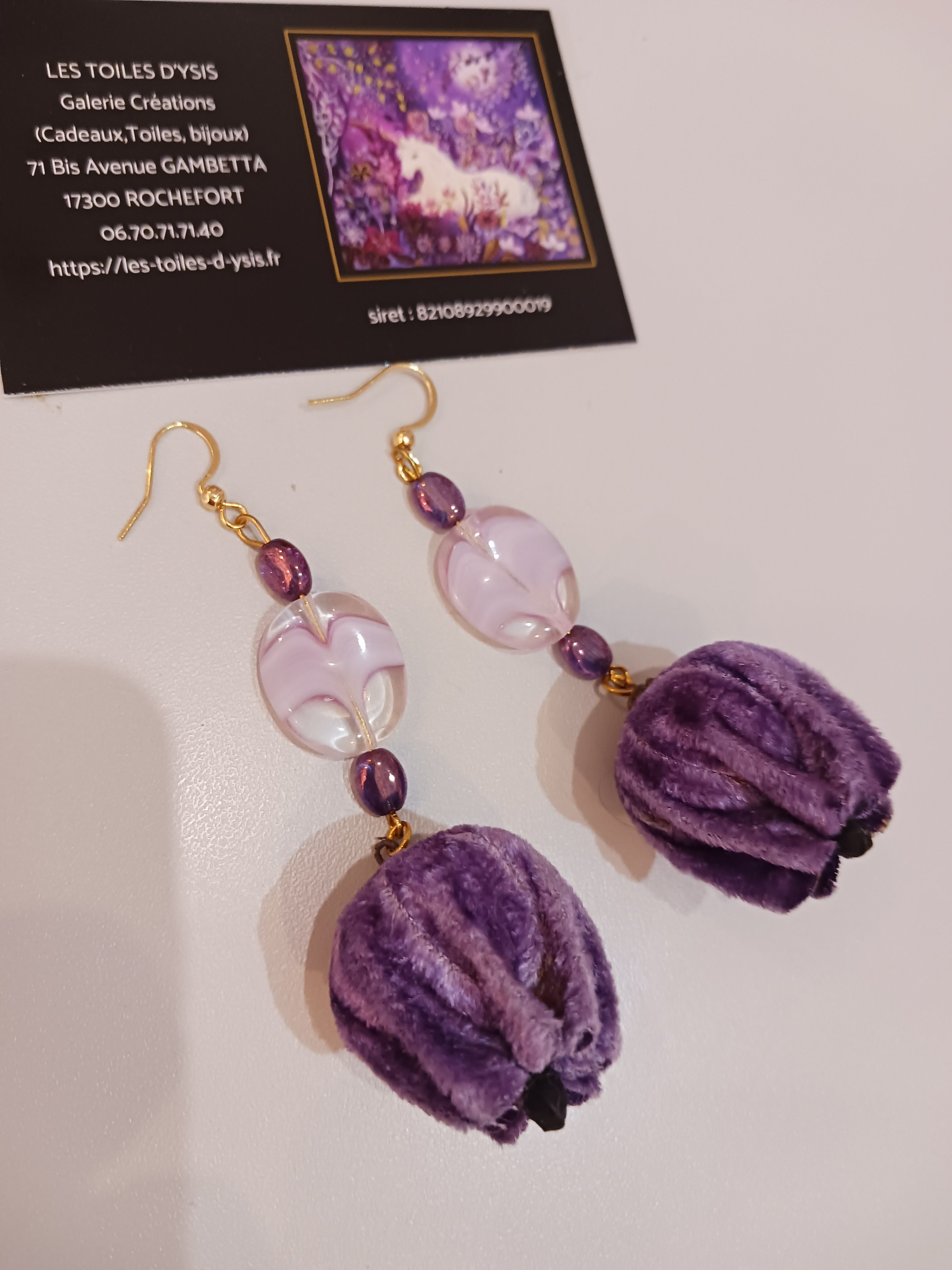 Boucles fleurs de velours