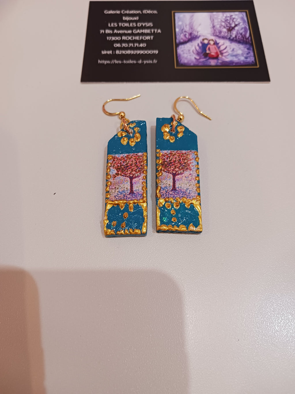 Boucles Arbre solitaire