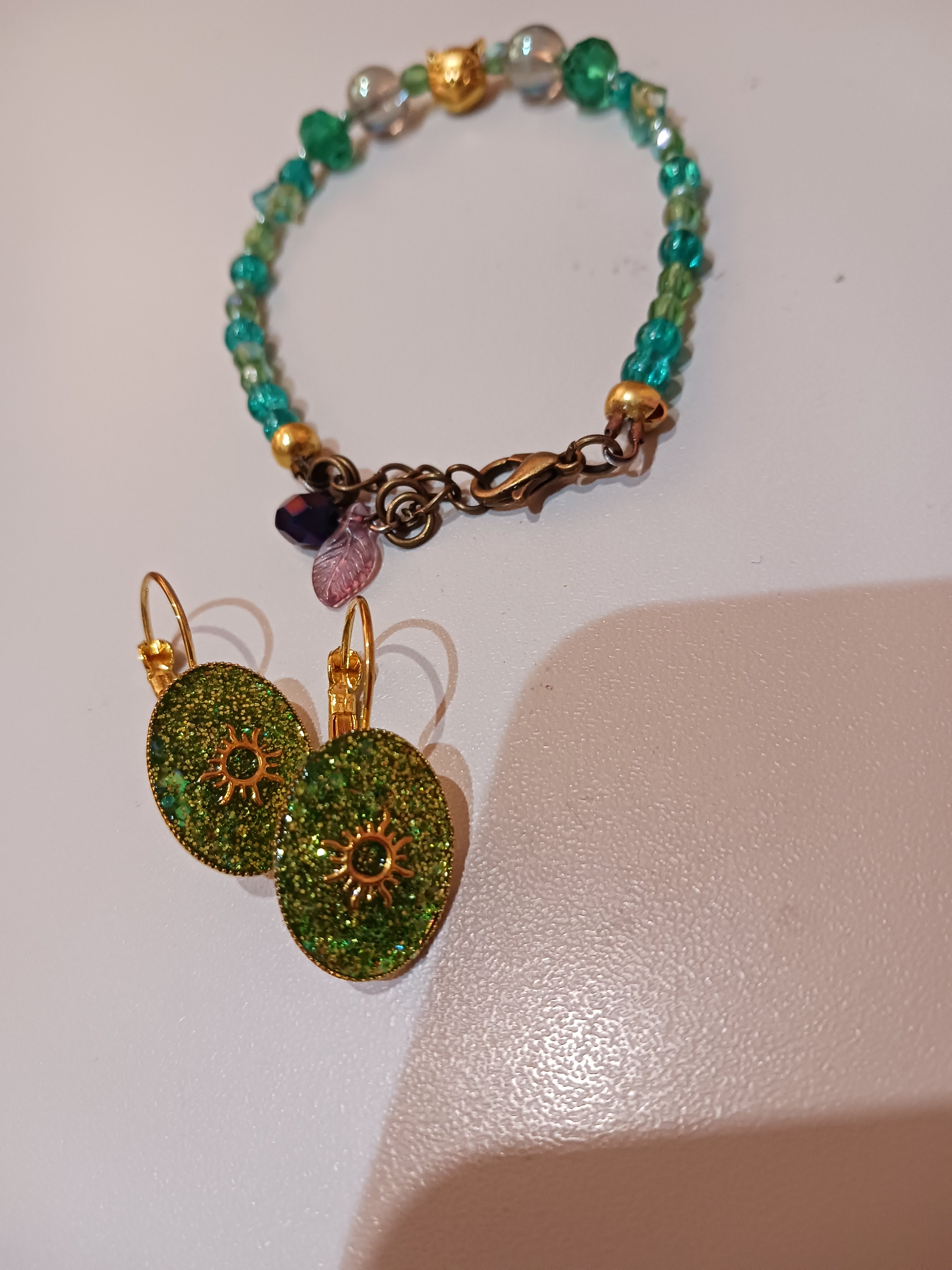 Boucles et bracelet chat