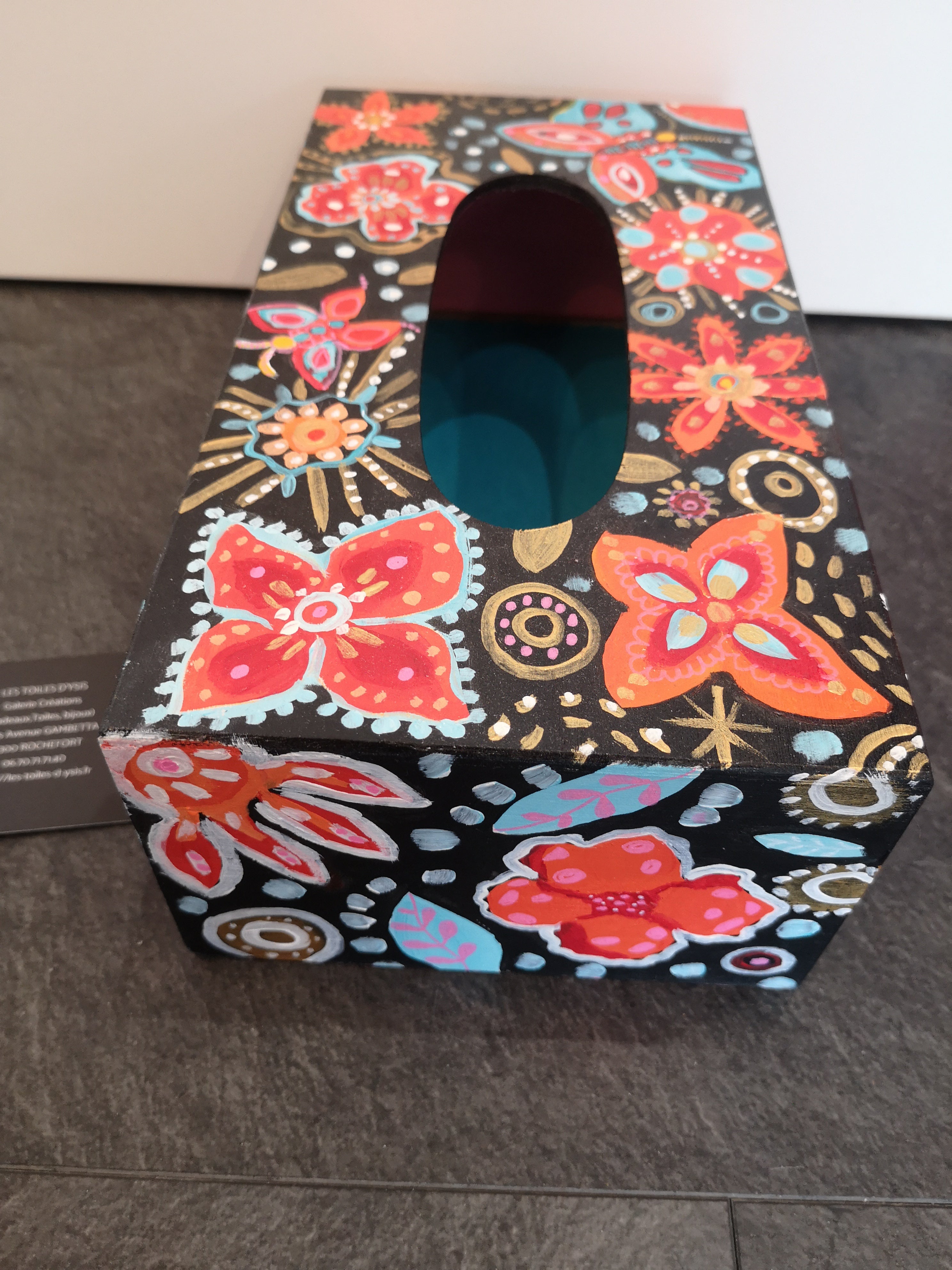Folkart fleurs et papillons