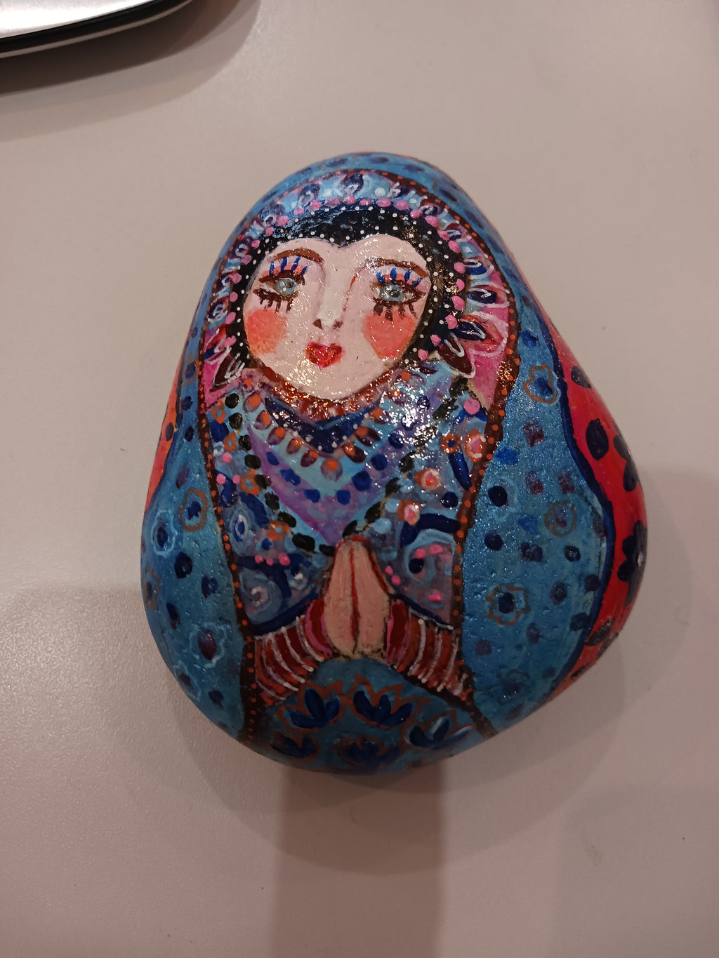 Matriochka en prière