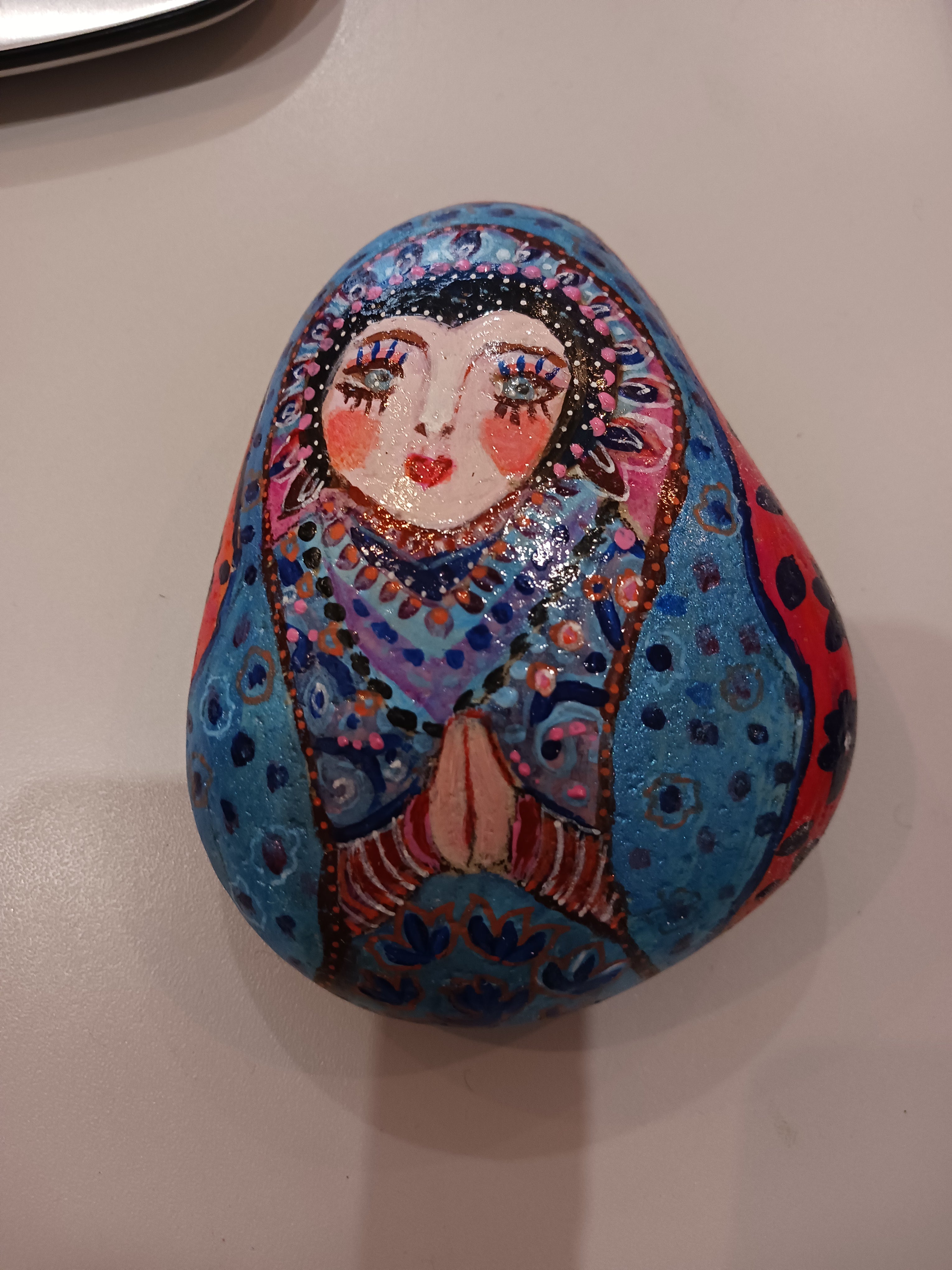 Matriochka en prière