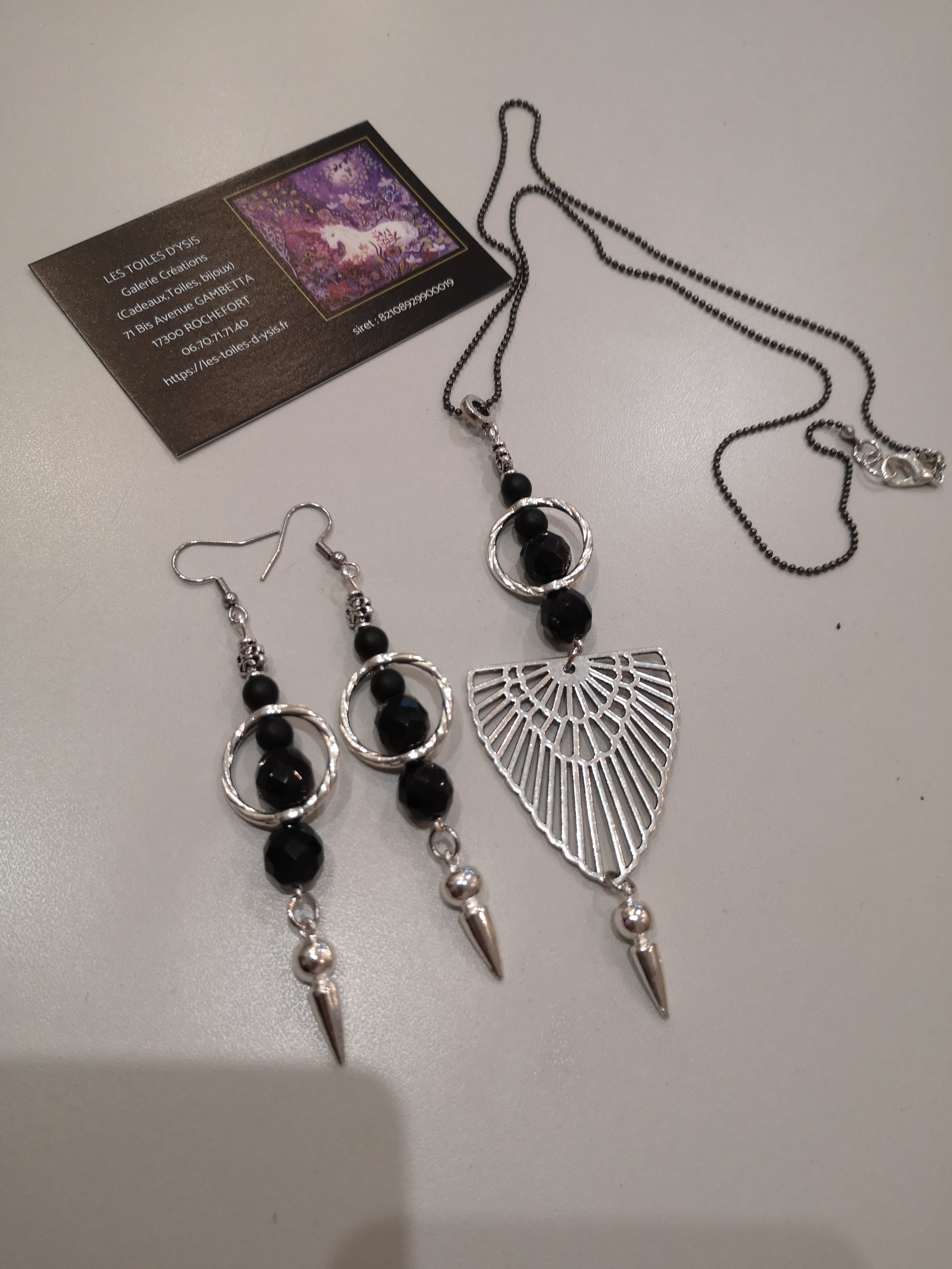 Parure Noire et argent
