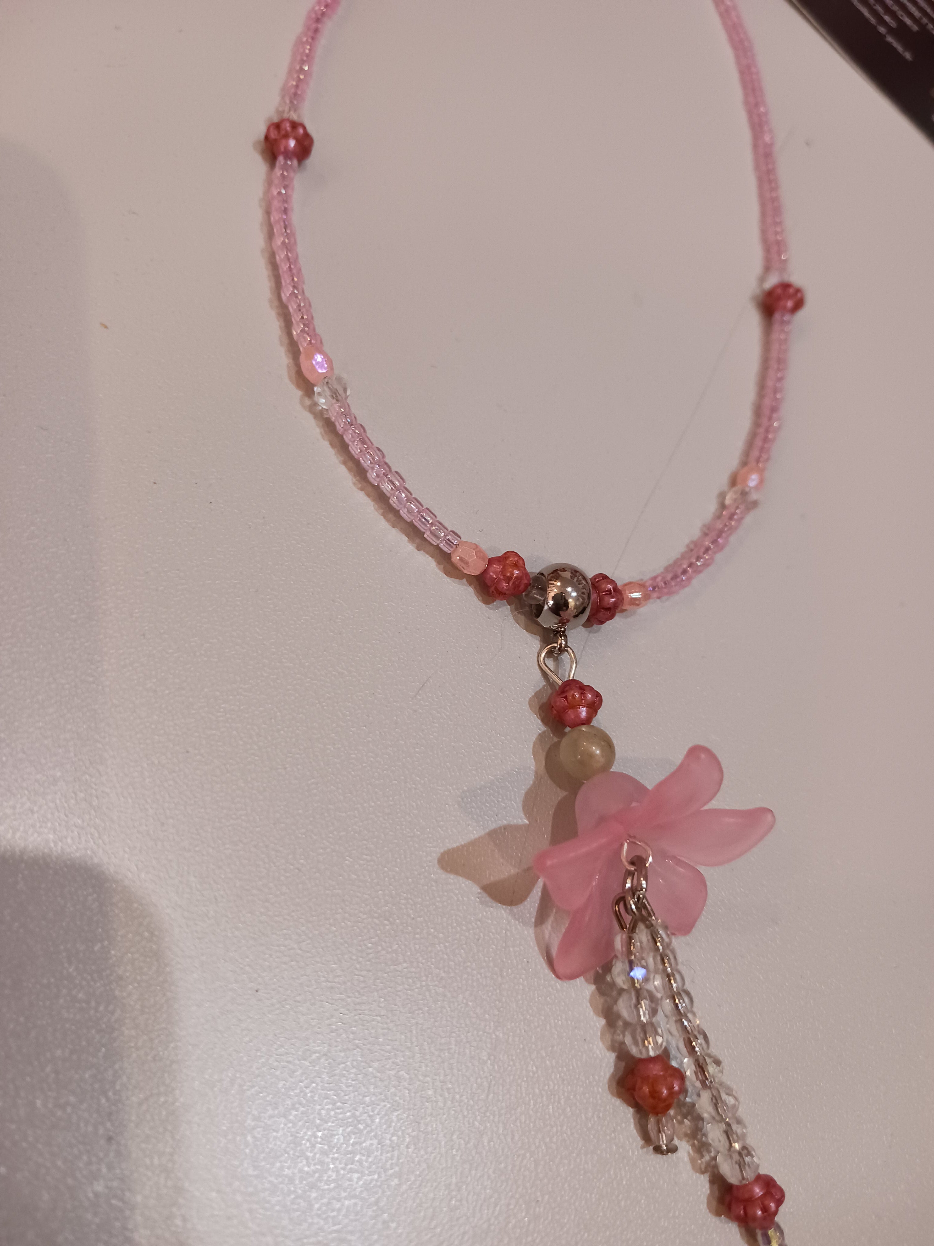 Petit collier fleur 🌸 🌸