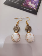 Boucles nacrées d'or
