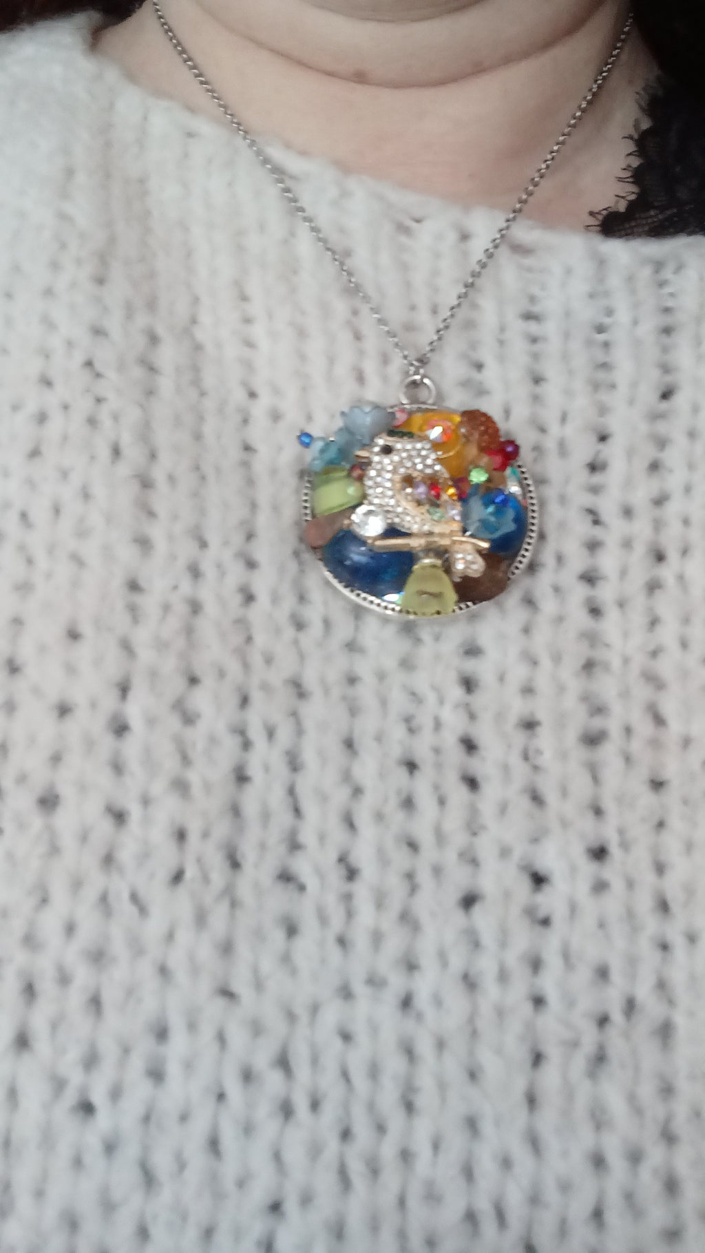 Collier Fleurs et petit oiseau