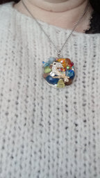 Collier Fleurs et petit oiseau