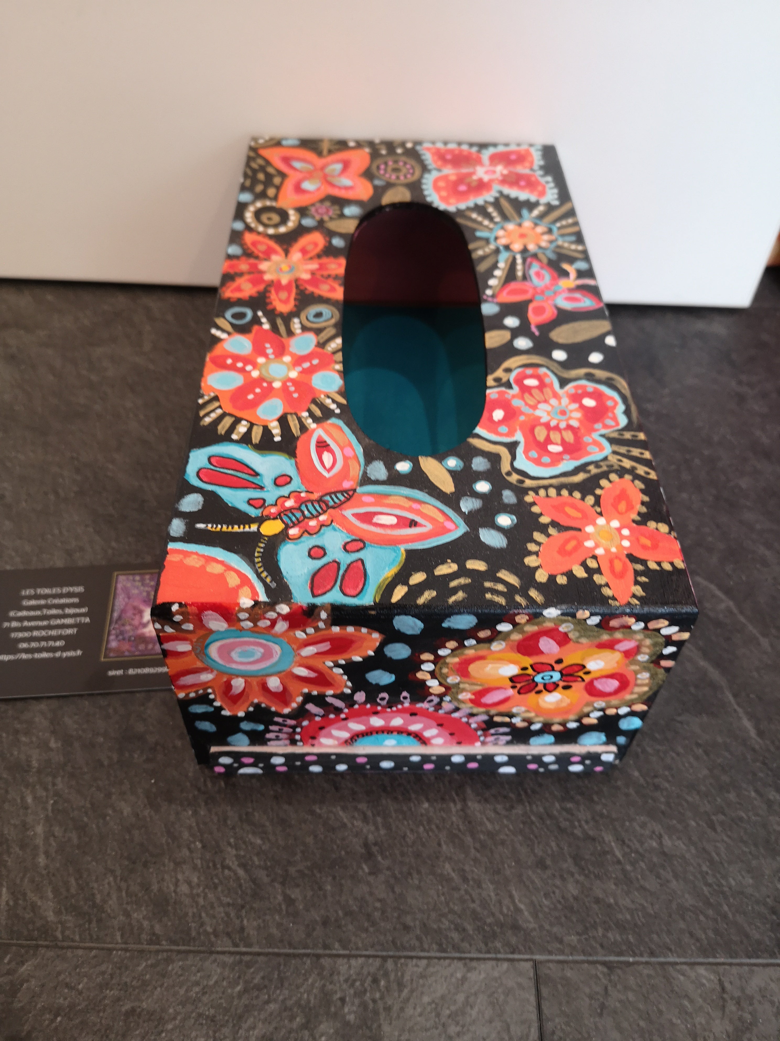 Folkart fleurs et papillons