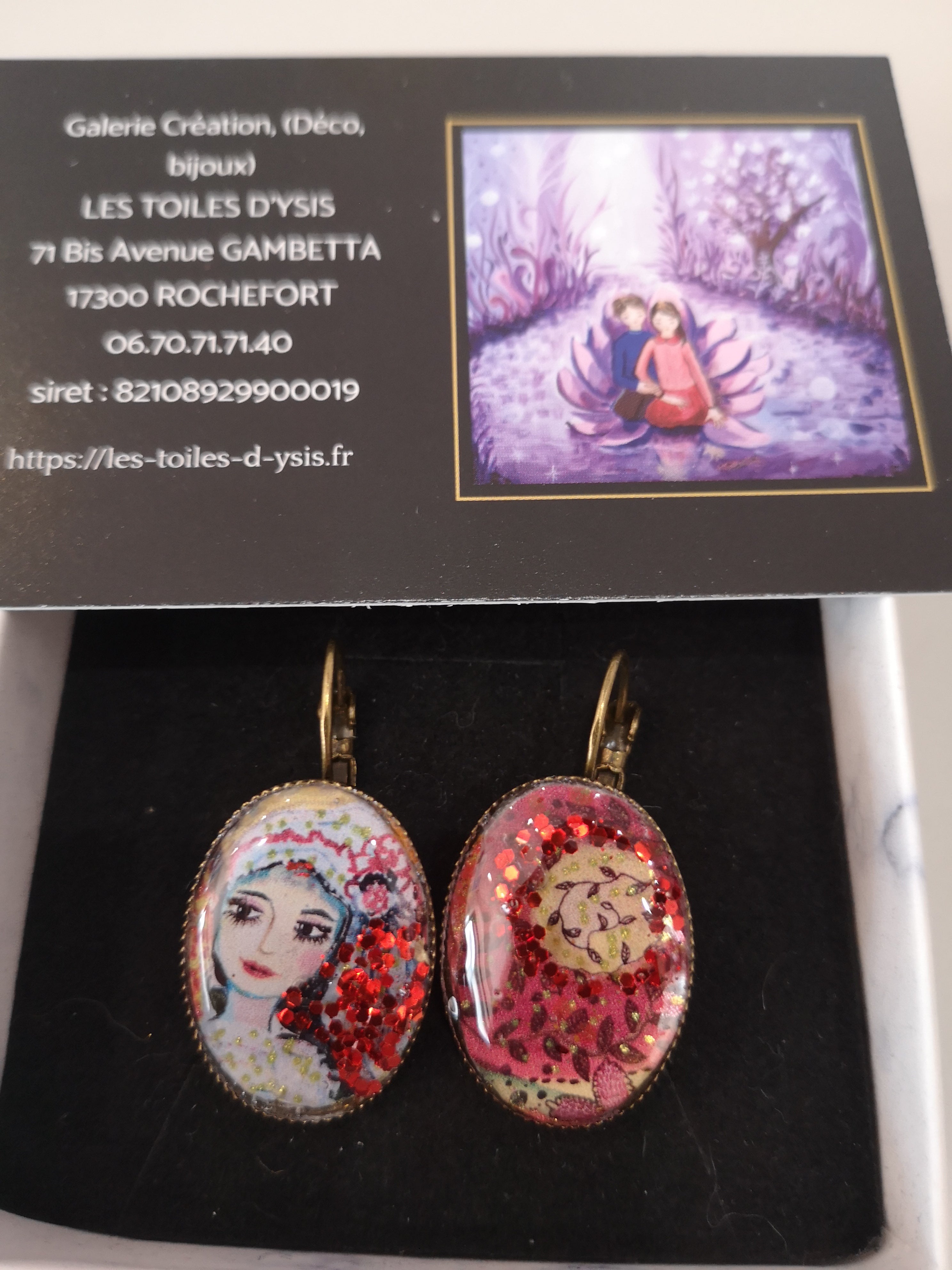 boucles résinées faites main