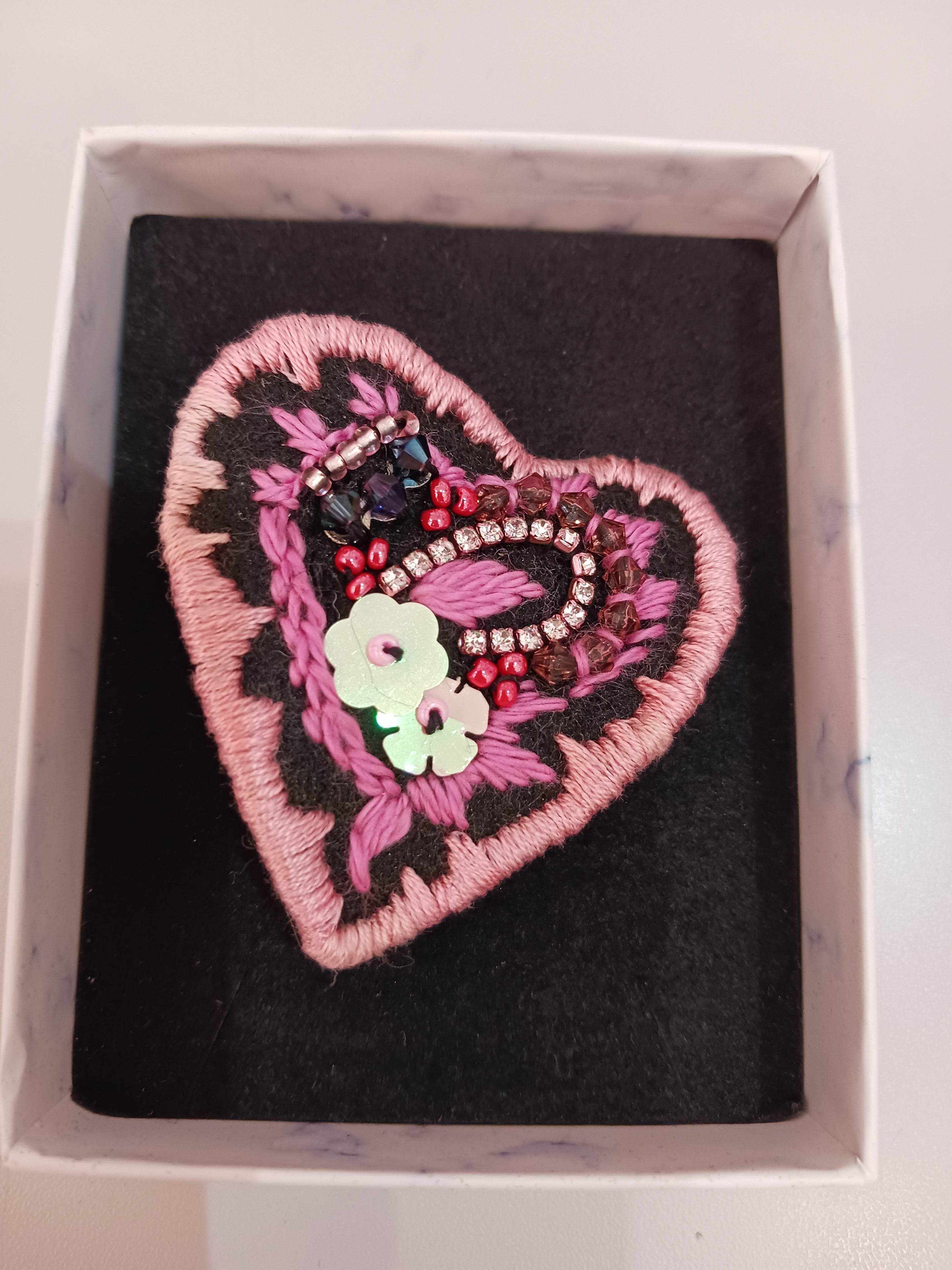 Bijoux brodé