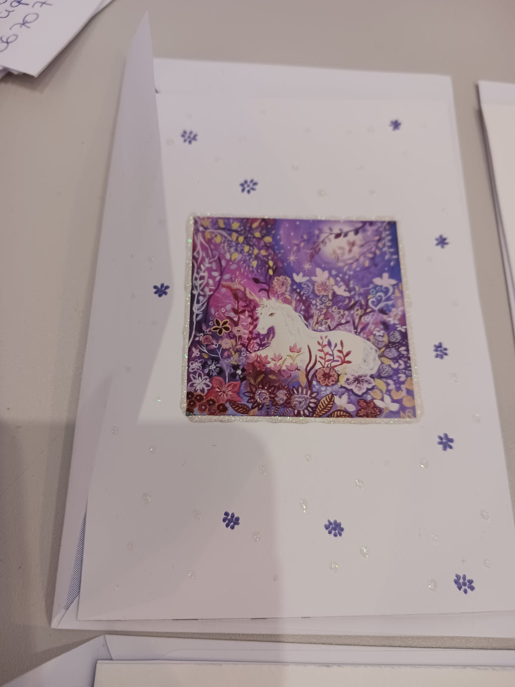 carte licorne  et fleurs