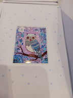 carte postale bleue mauve et marron