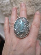 bijou de composition brillante et naturelle