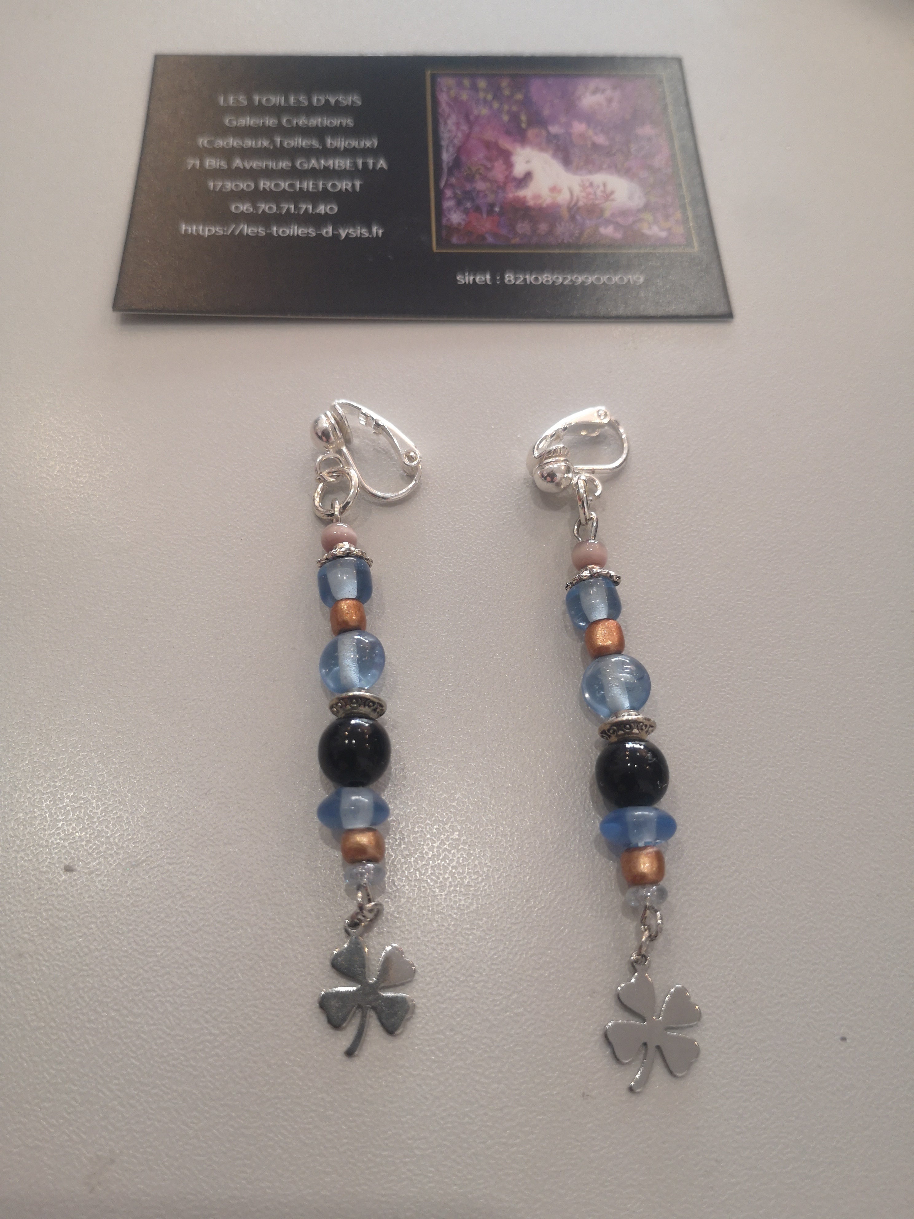 boucles avec petits trèfles 