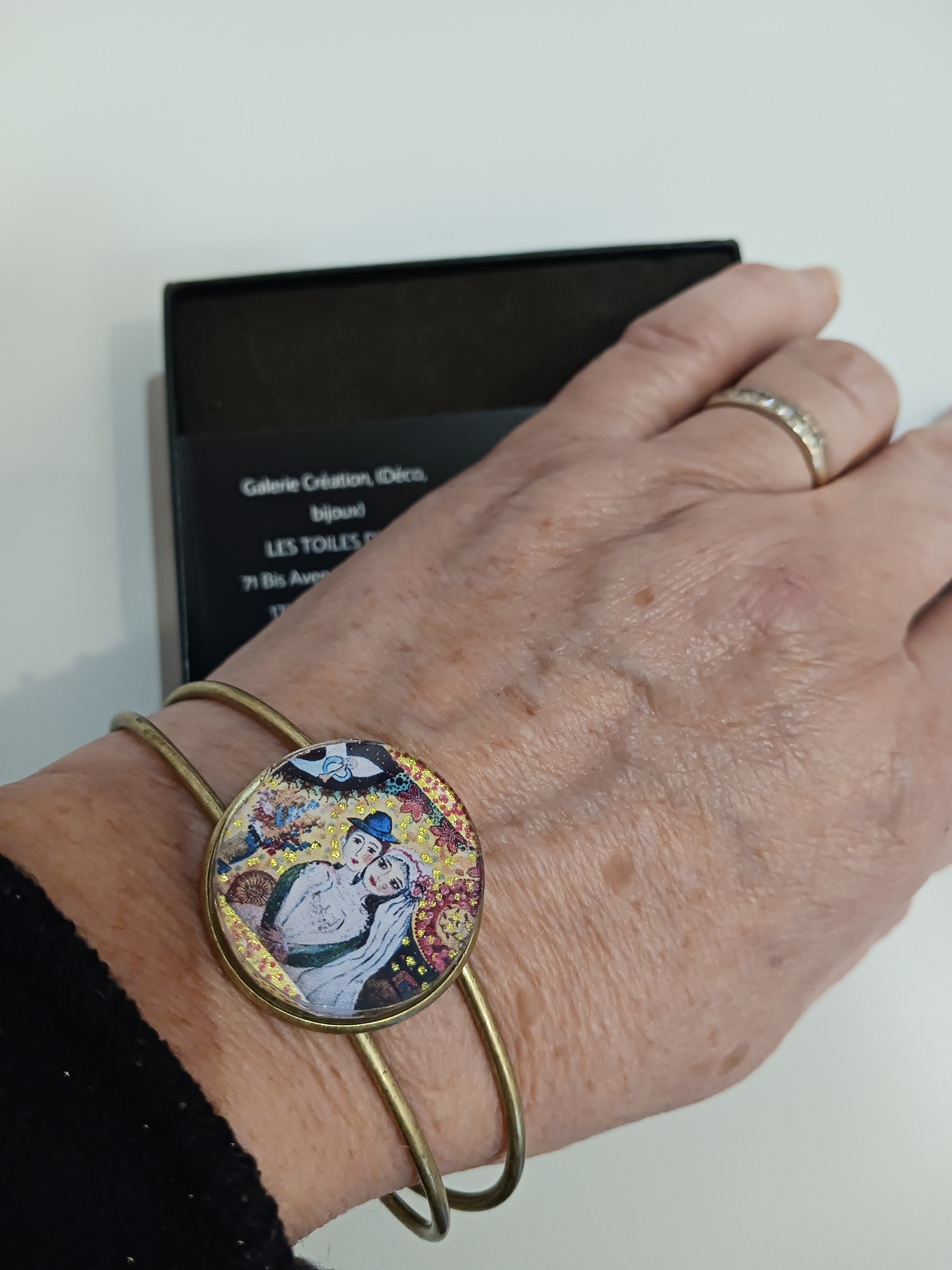 Bijoux imaginé et réalisé 