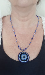 confection bleue mauve noire