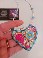 collier délicat fait main