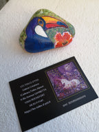 galet toucan et hibiscus