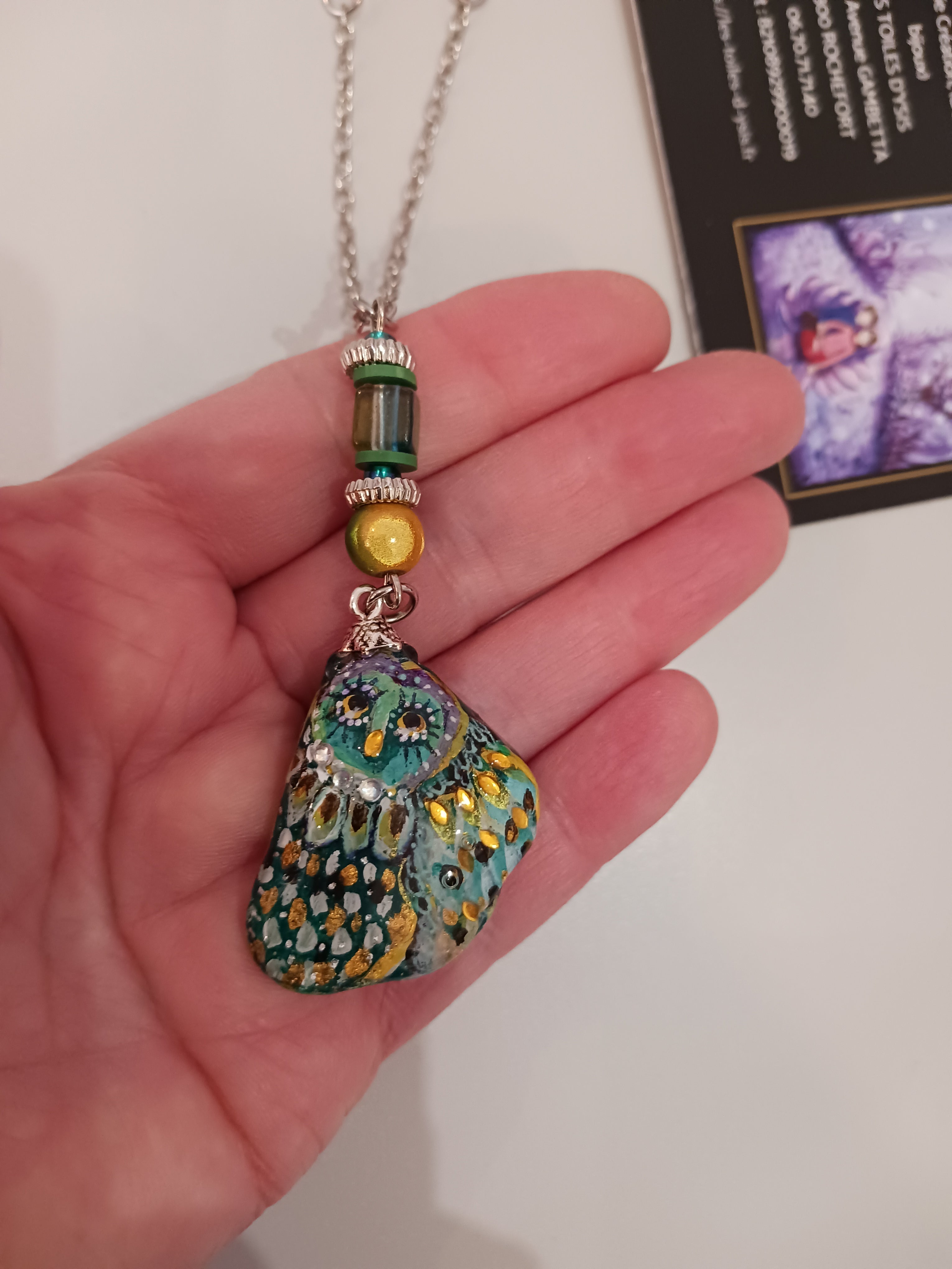 petit collier fait main 